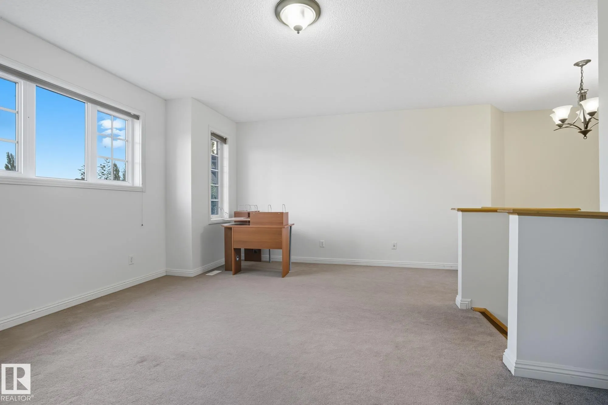 548 ADAMS Way