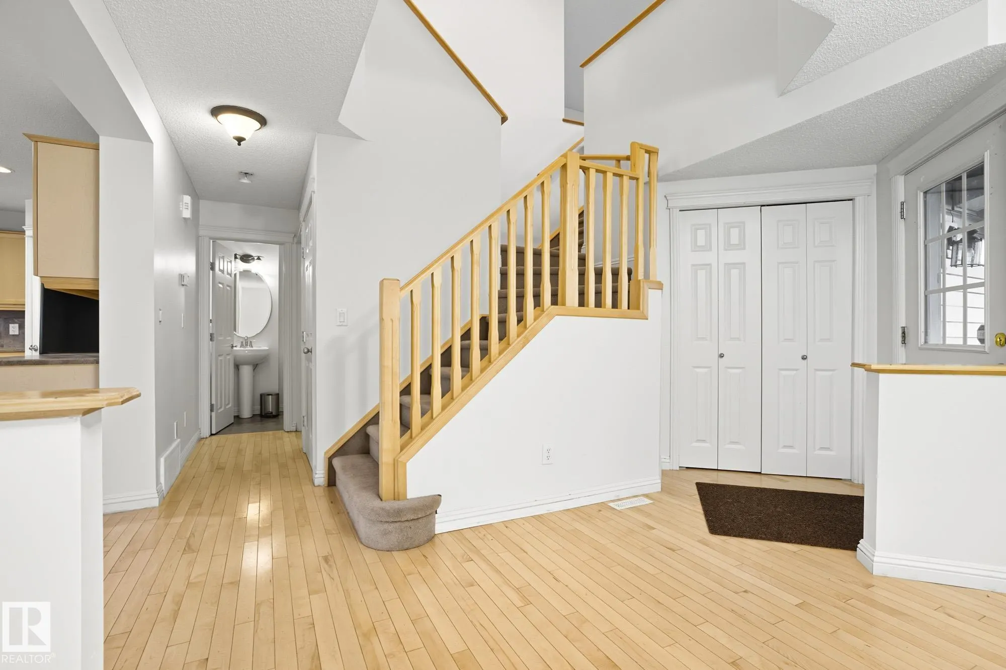 548 ADAMS Way