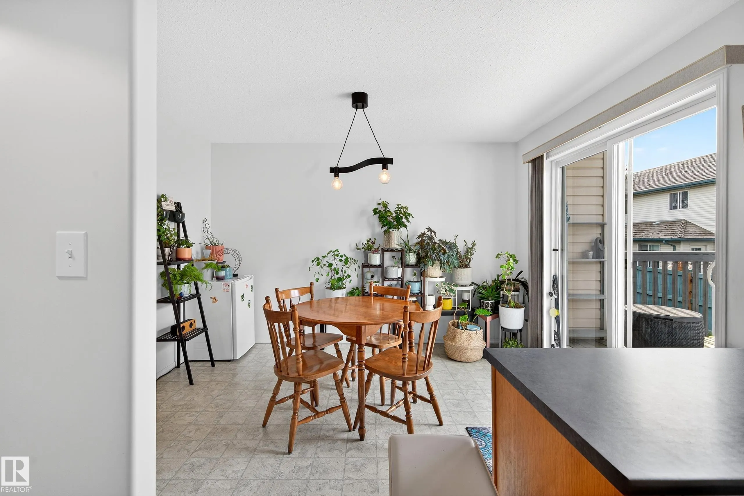 225 BLACKBURN Drive