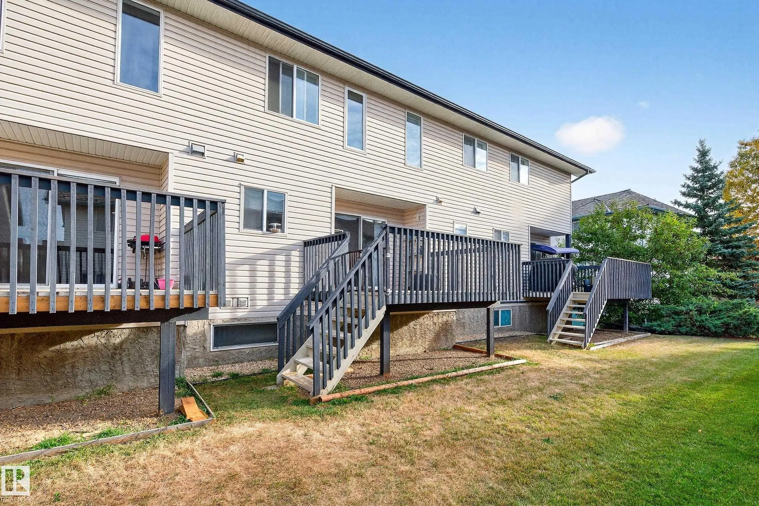 225 BLACKBURN Drive