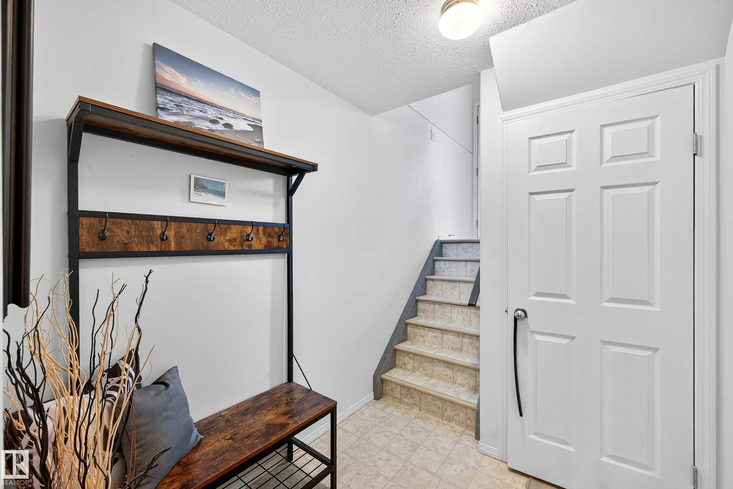 225 BLACKBURN Drive