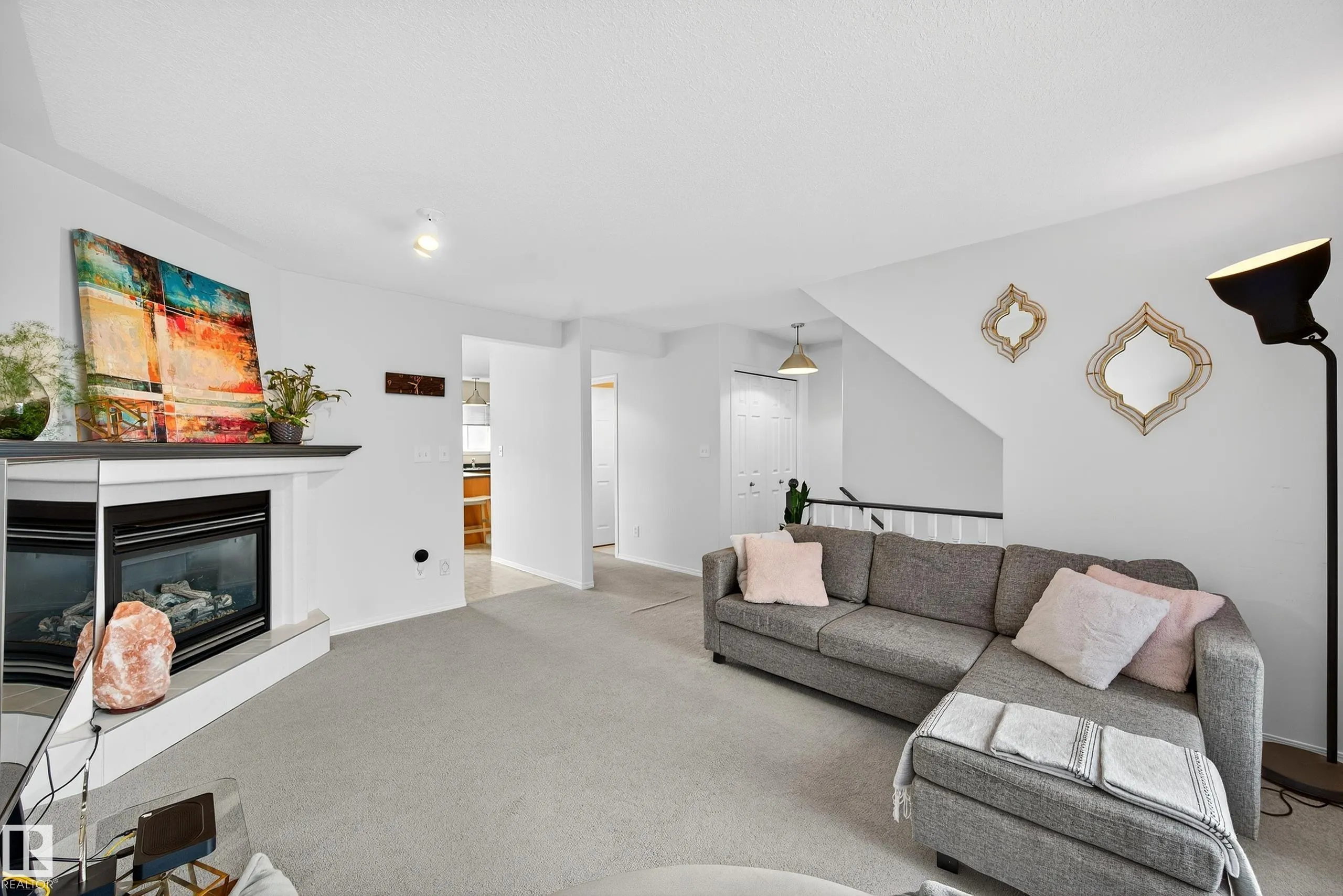 225 BLACKBURN Drive