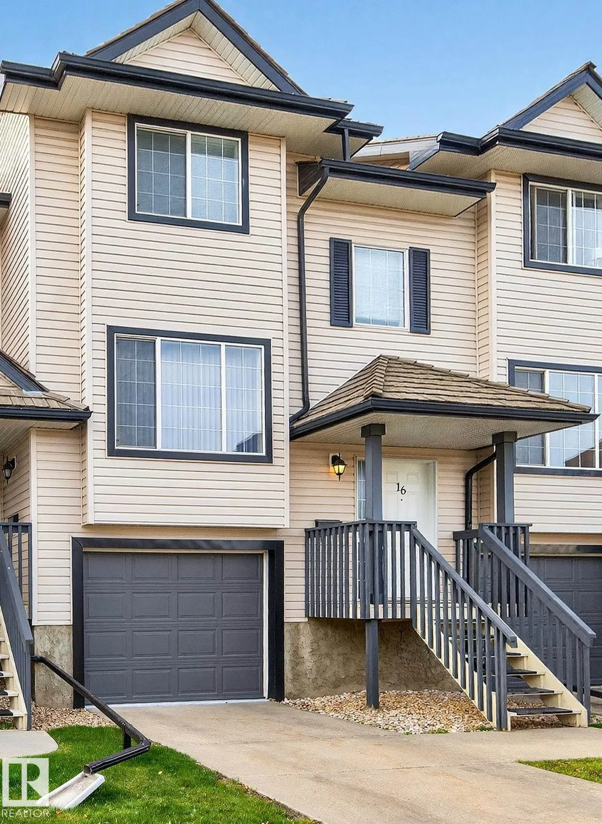 225 BLACKBURN Drive