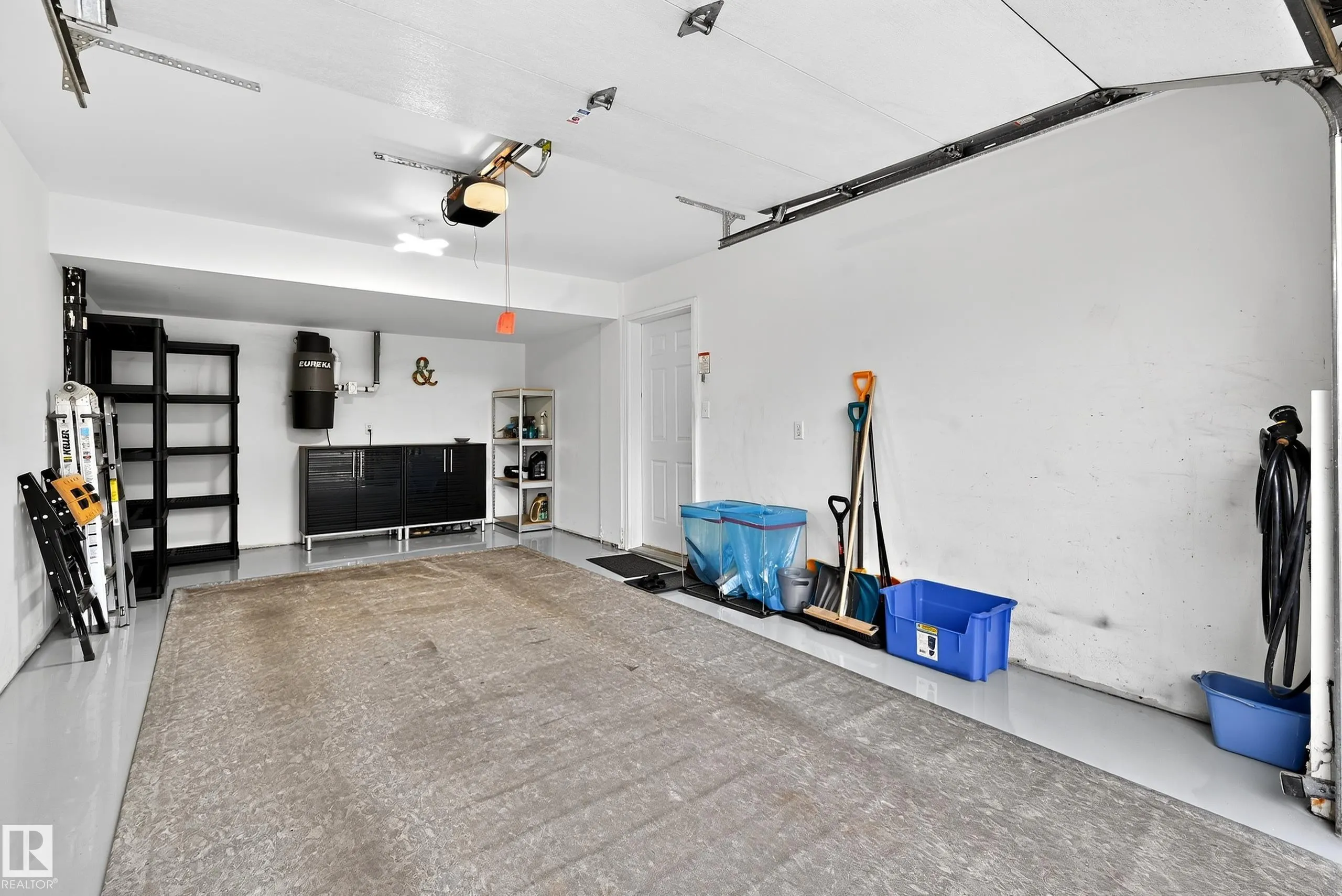 225 BLACKBURN Drive