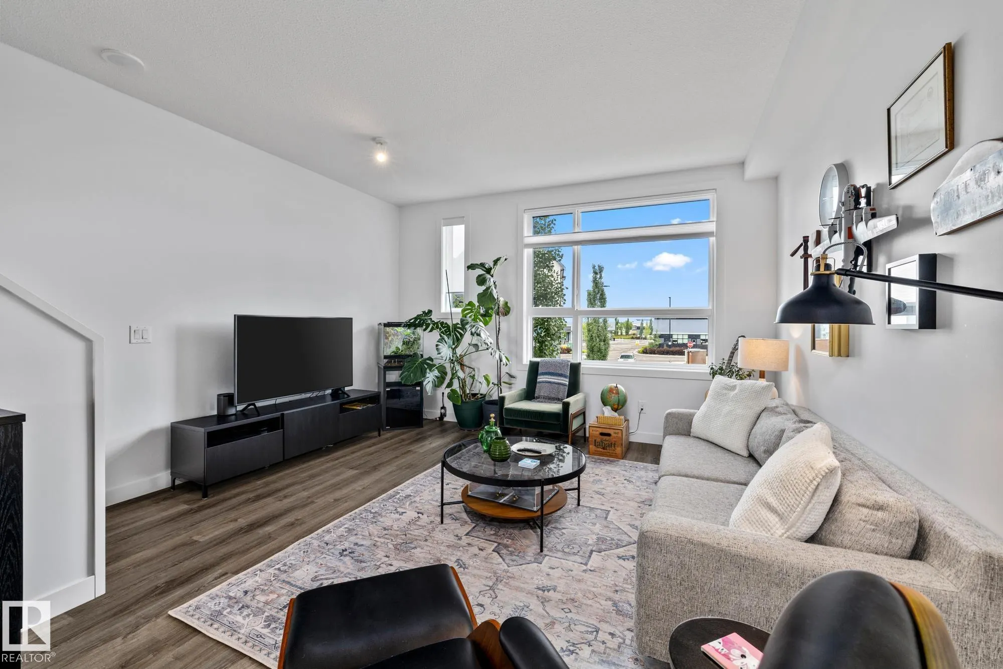 100 Jensen Lakes Boulevard