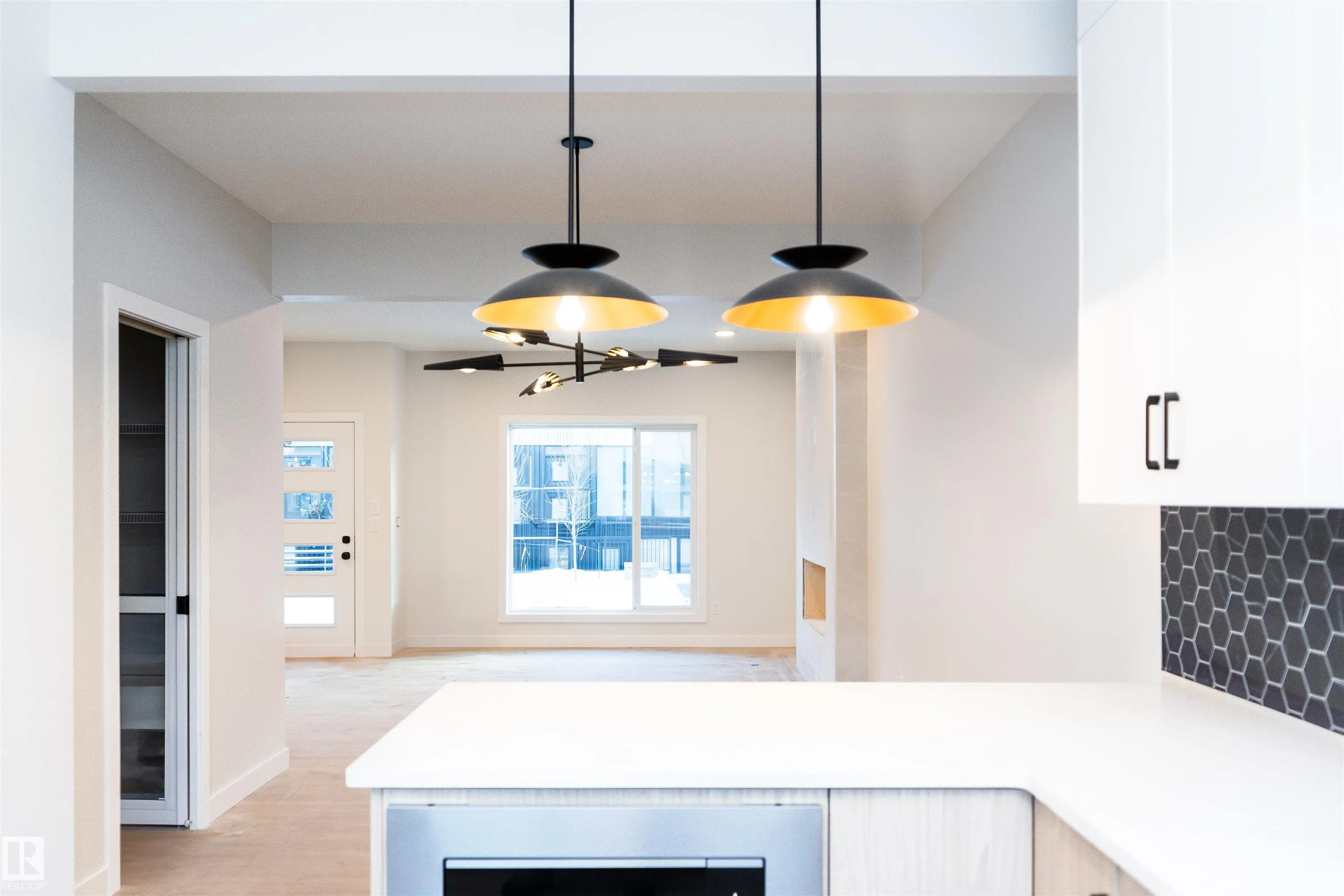 5115 PILOT Lane
