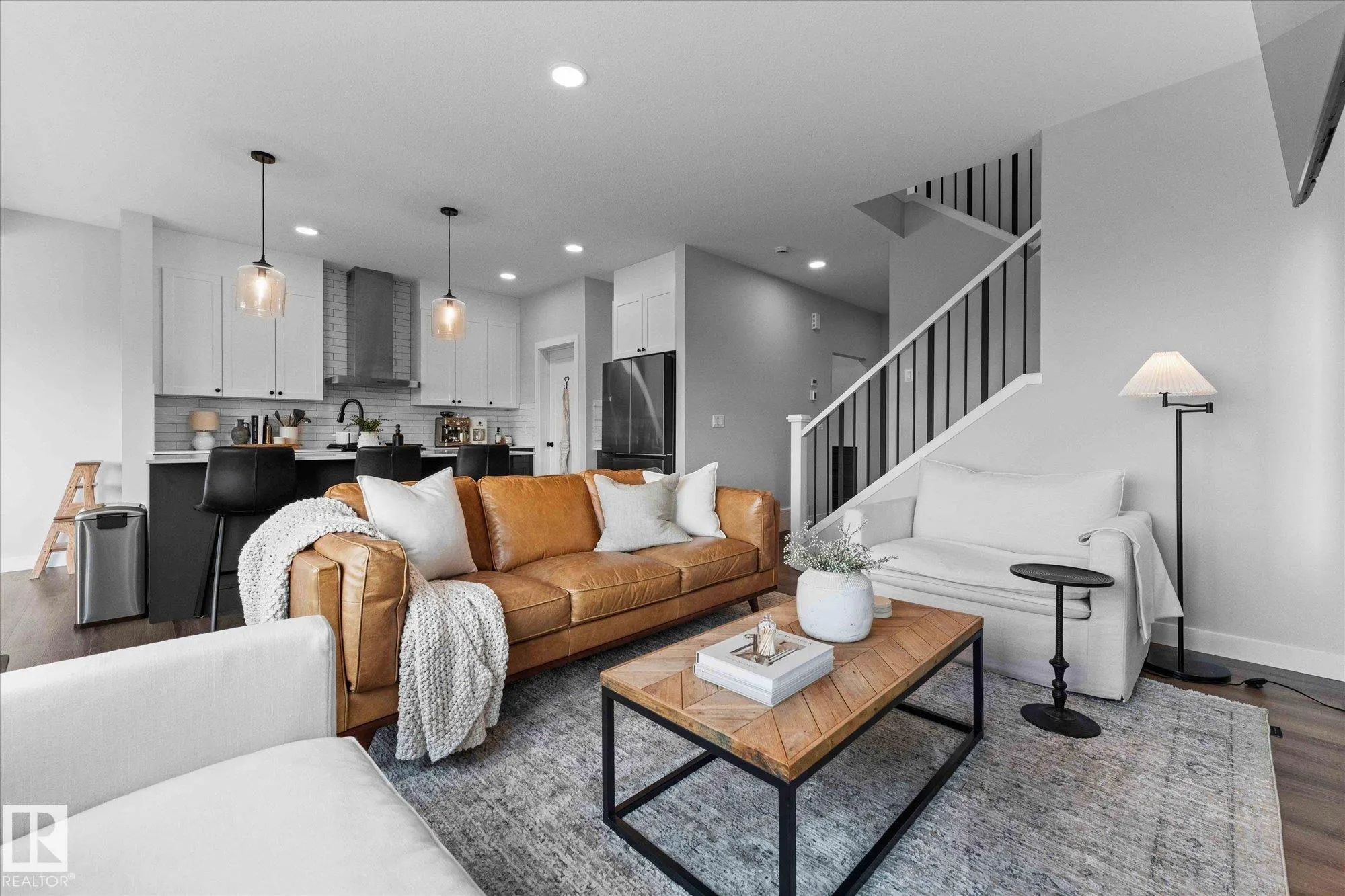 17 SUMAC Close