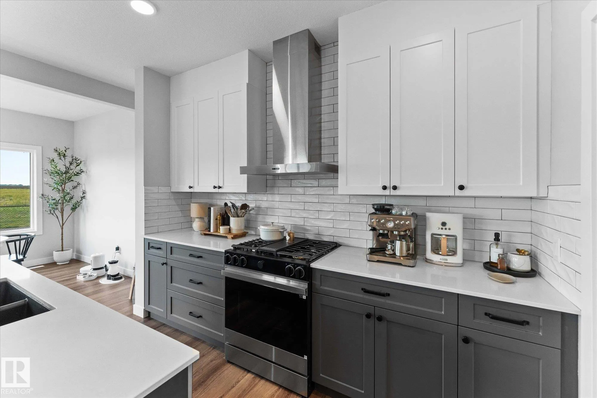 17 SUMAC Close