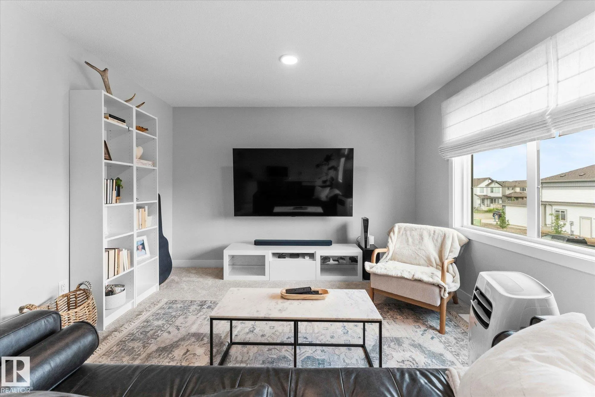17 SUMAC Close