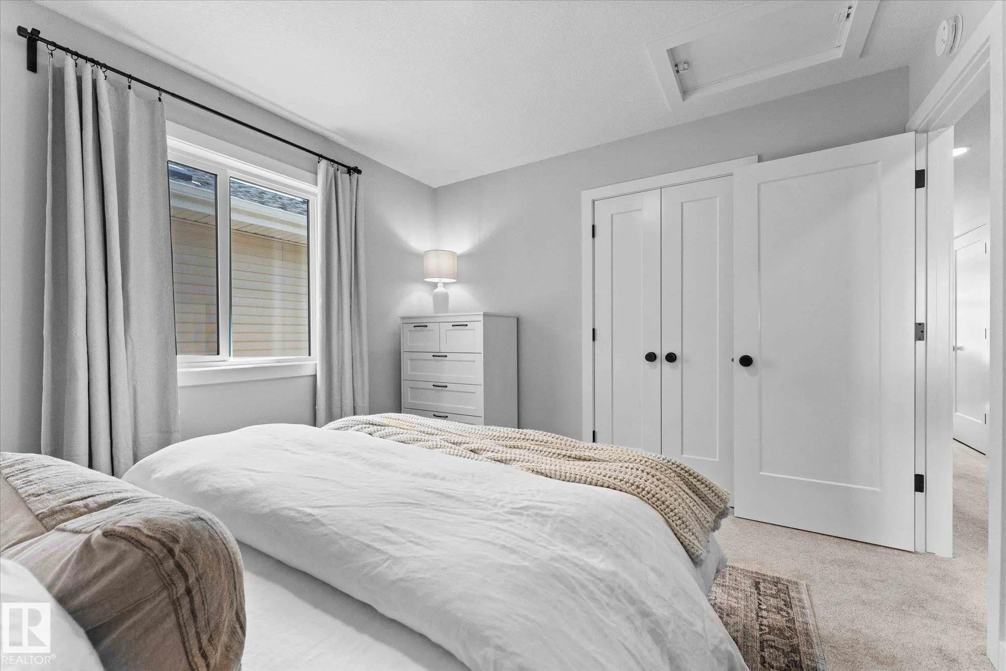 17 SUMAC Close