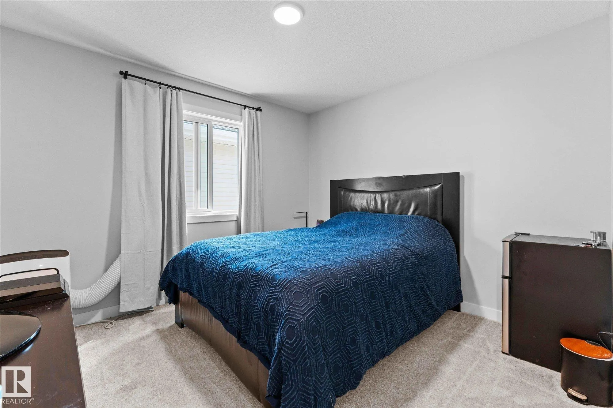 17 SUMAC Close