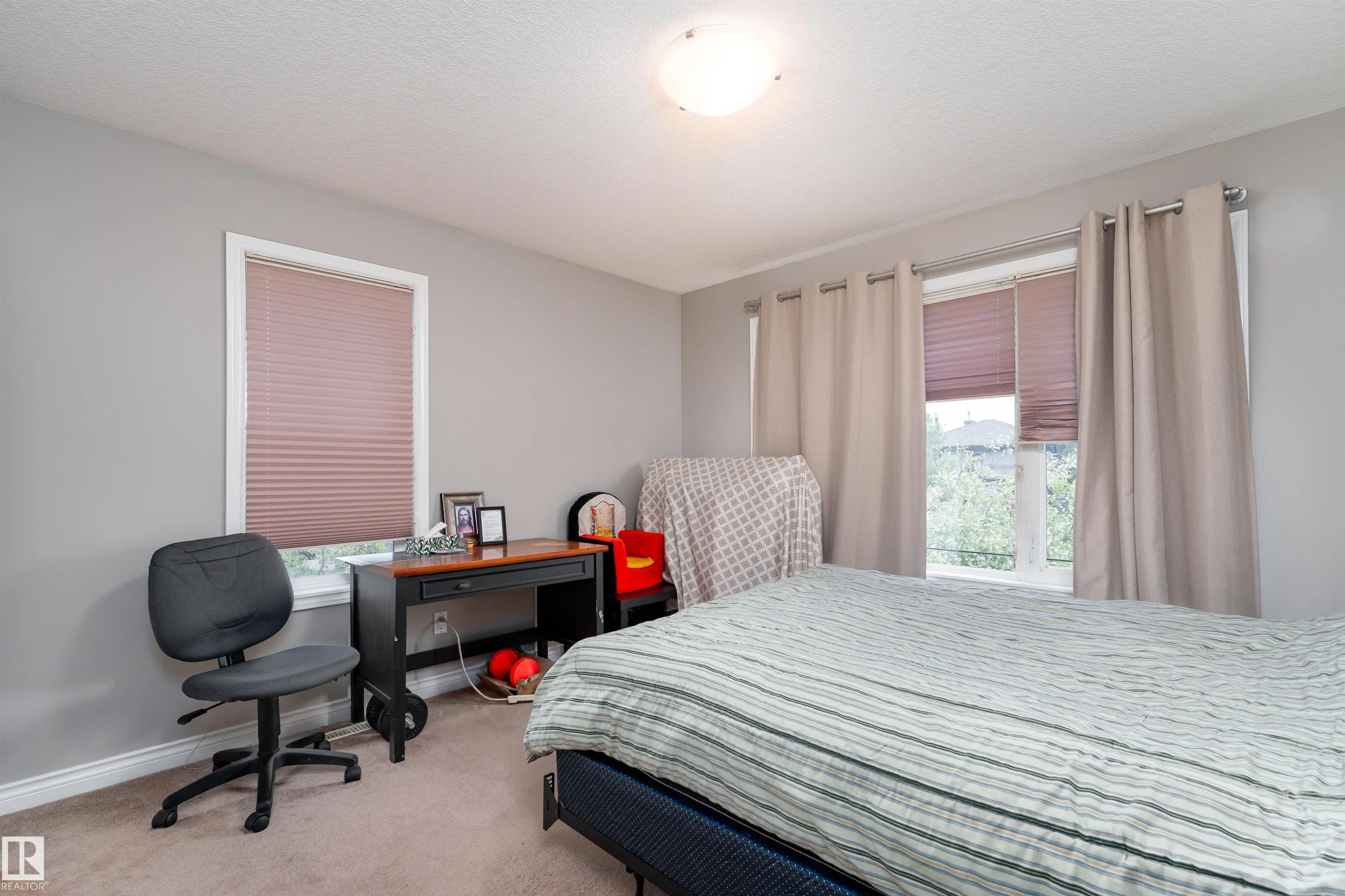 5010 DONSDALE Drive