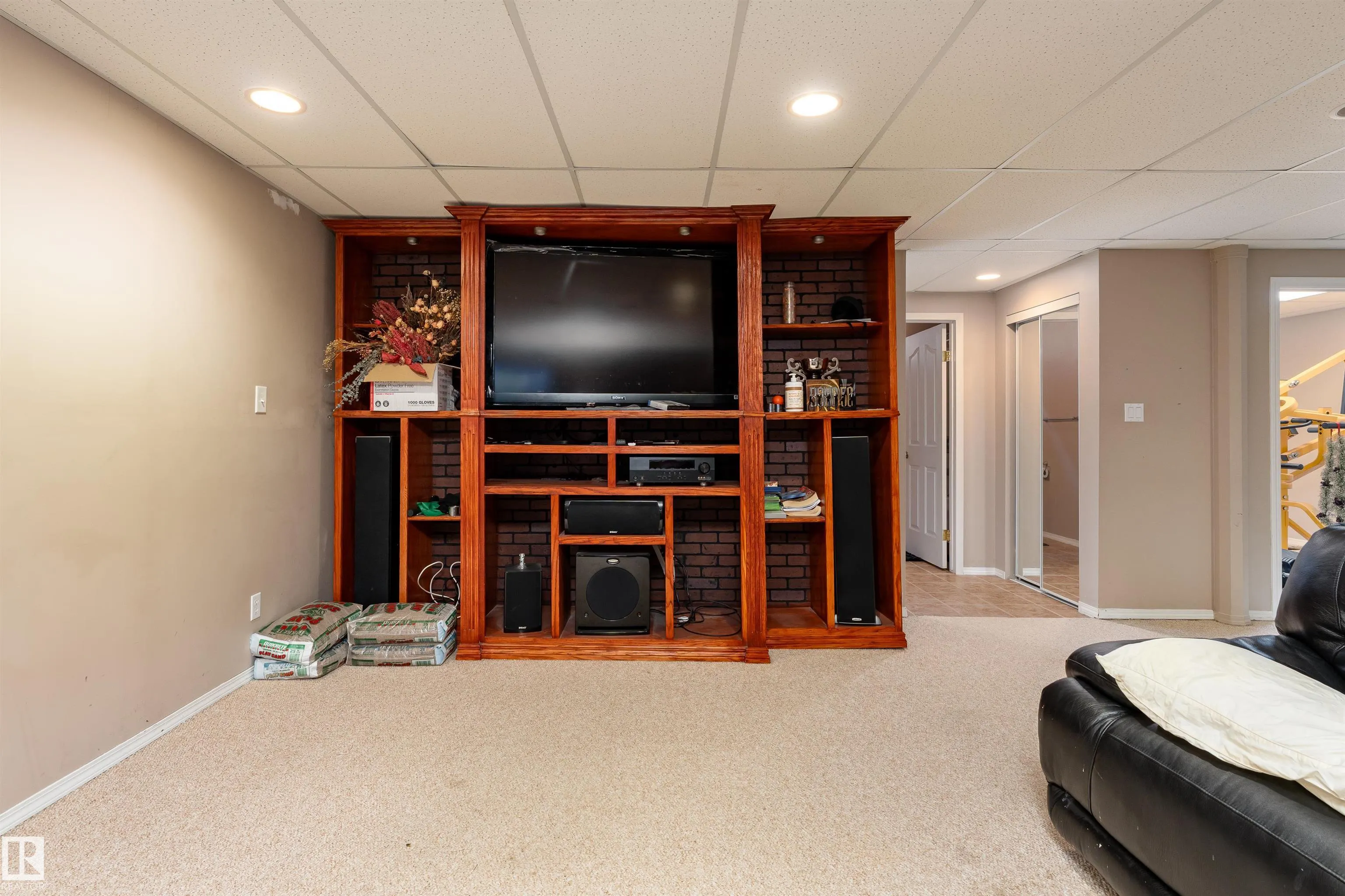 5010 DONSDALE Drive
