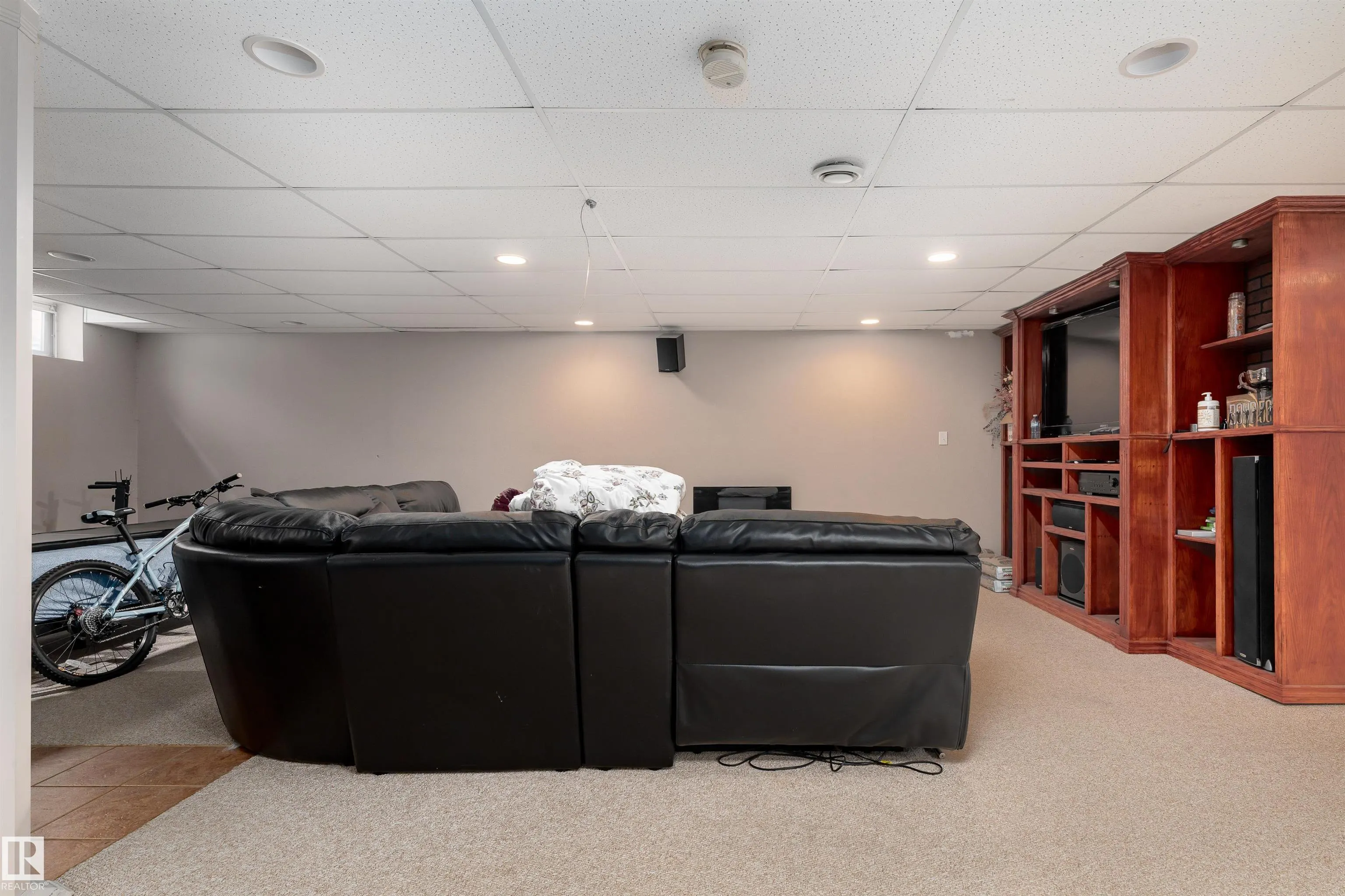 5010 DONSDALE Drive