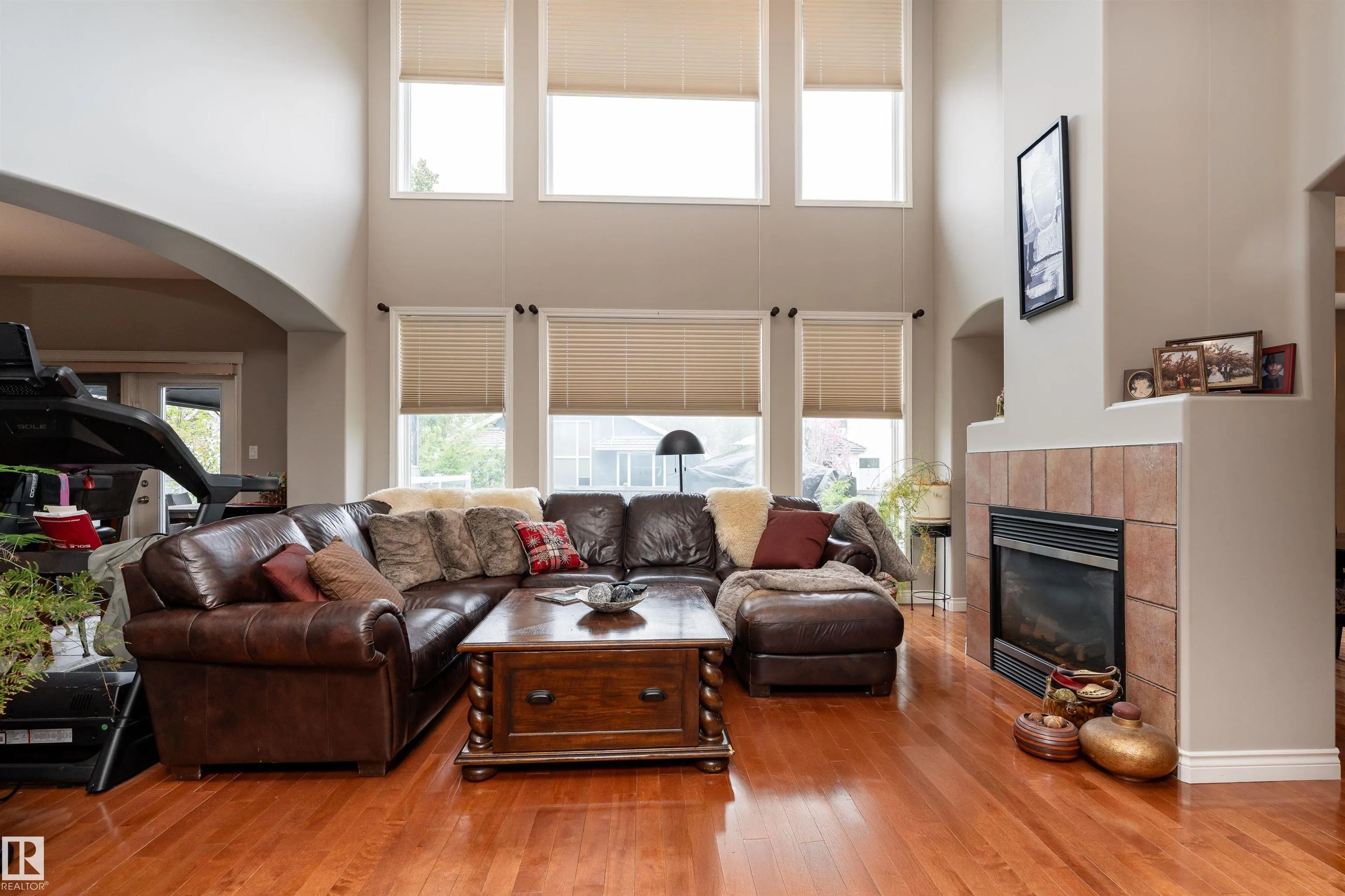 5010 DONSDALE Drive