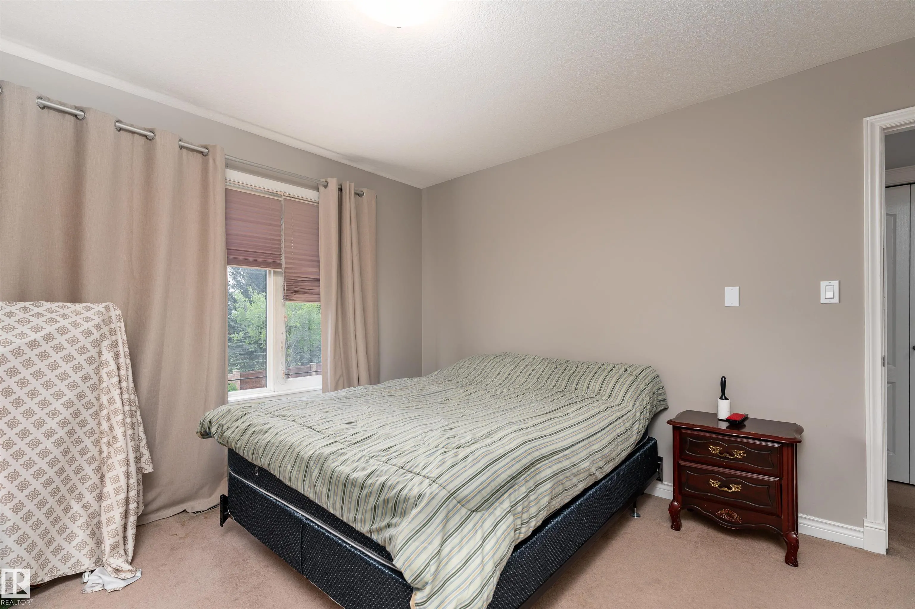 5010 DONSDALE Drive