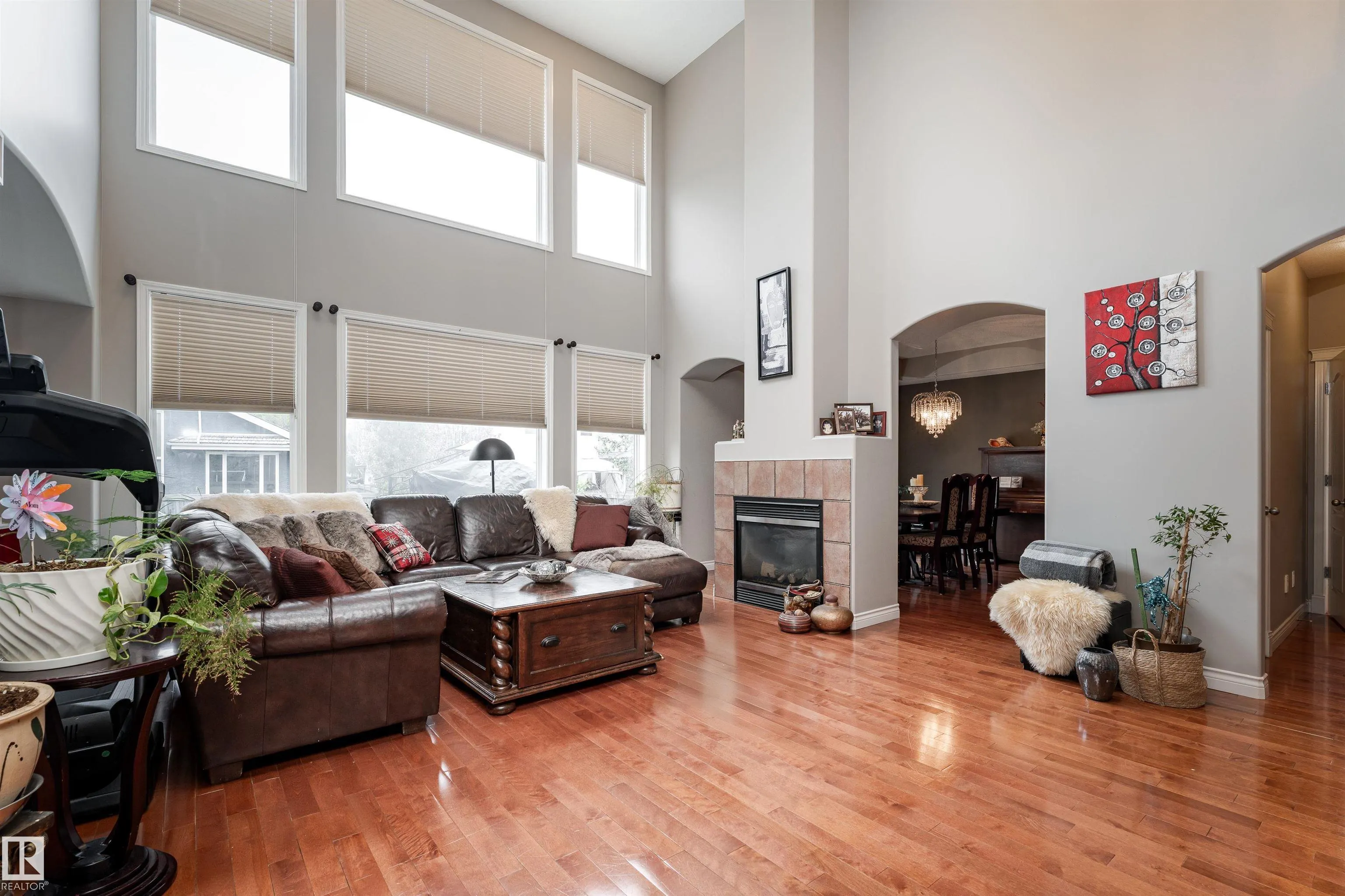 5010 DONSDALE Drive