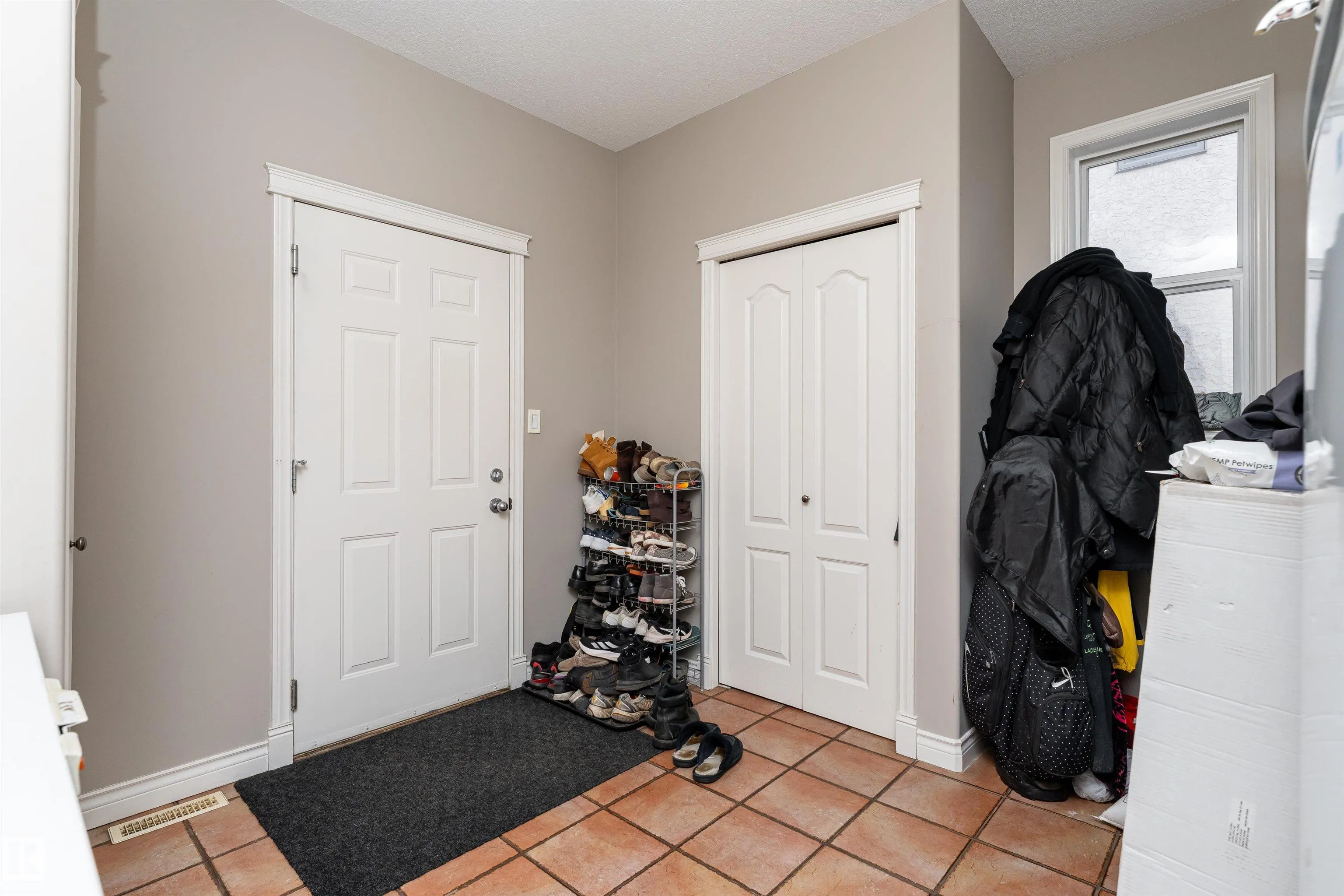 5010 DONSDALE Drive