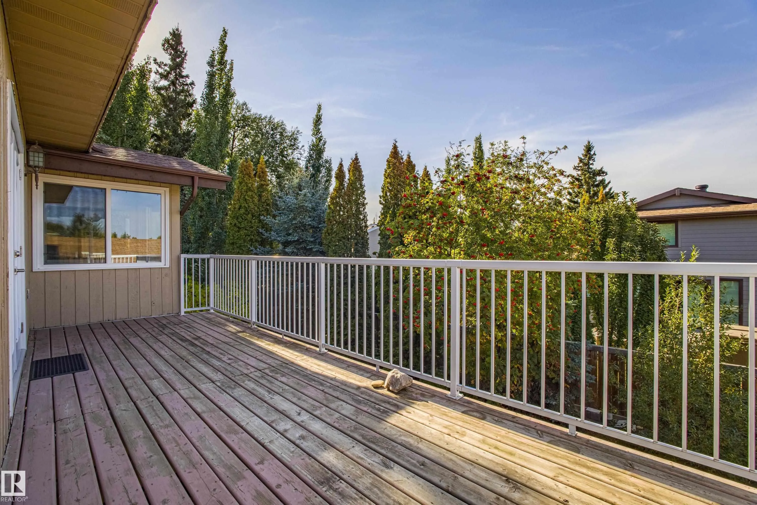 59 WOODCREST Avenue