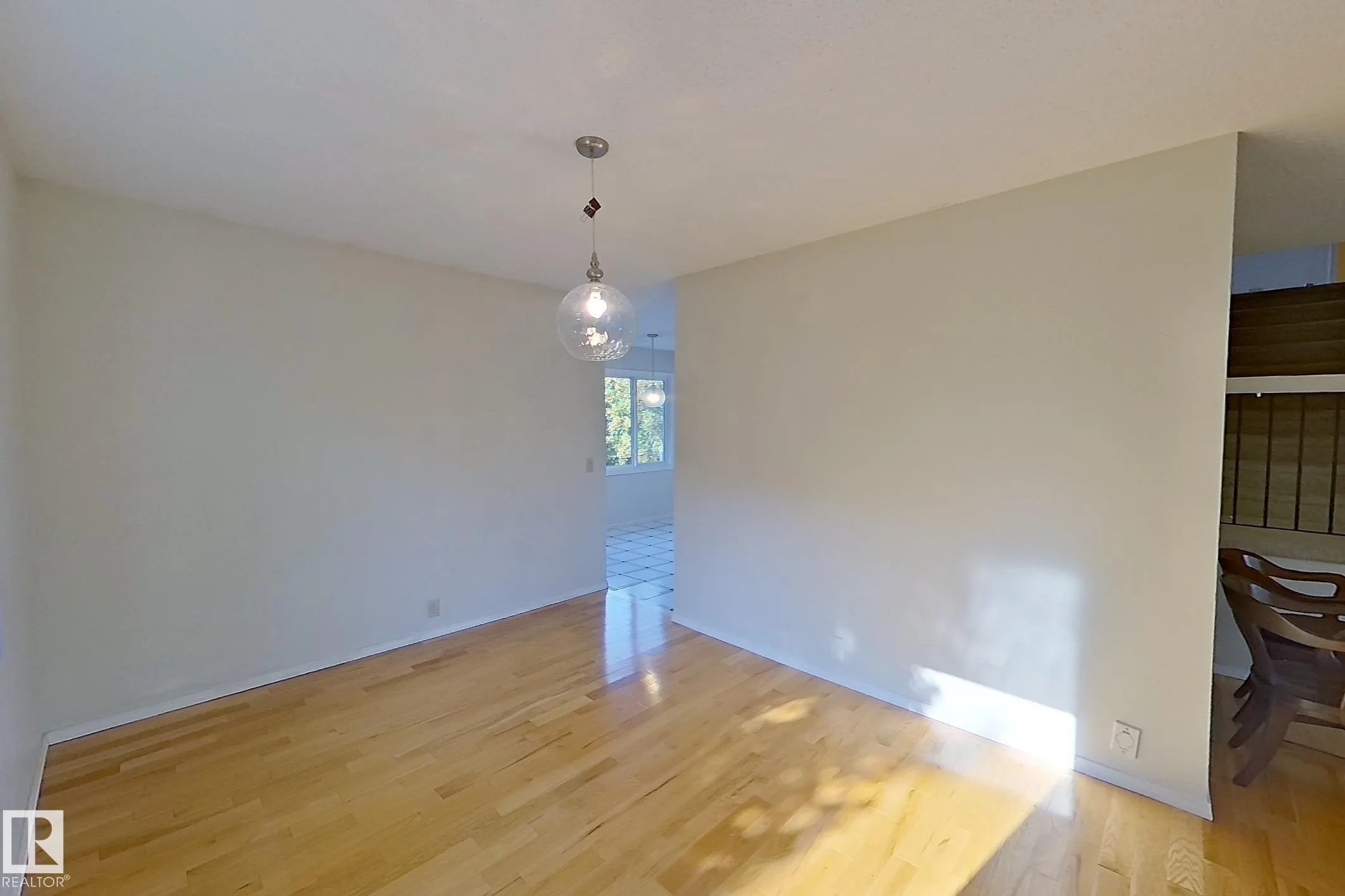 59 WOODCREST Avenue