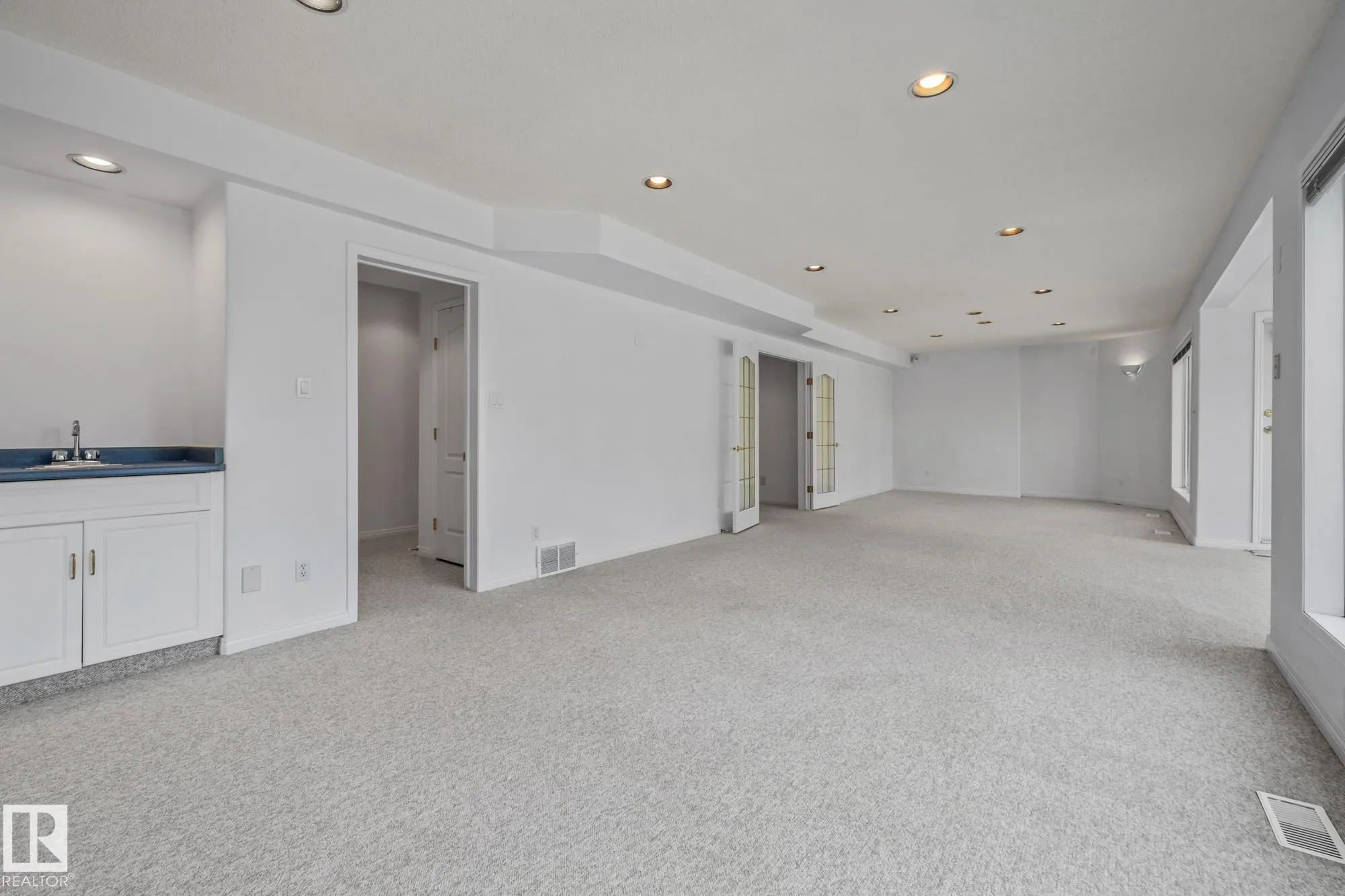 806 Reid Place