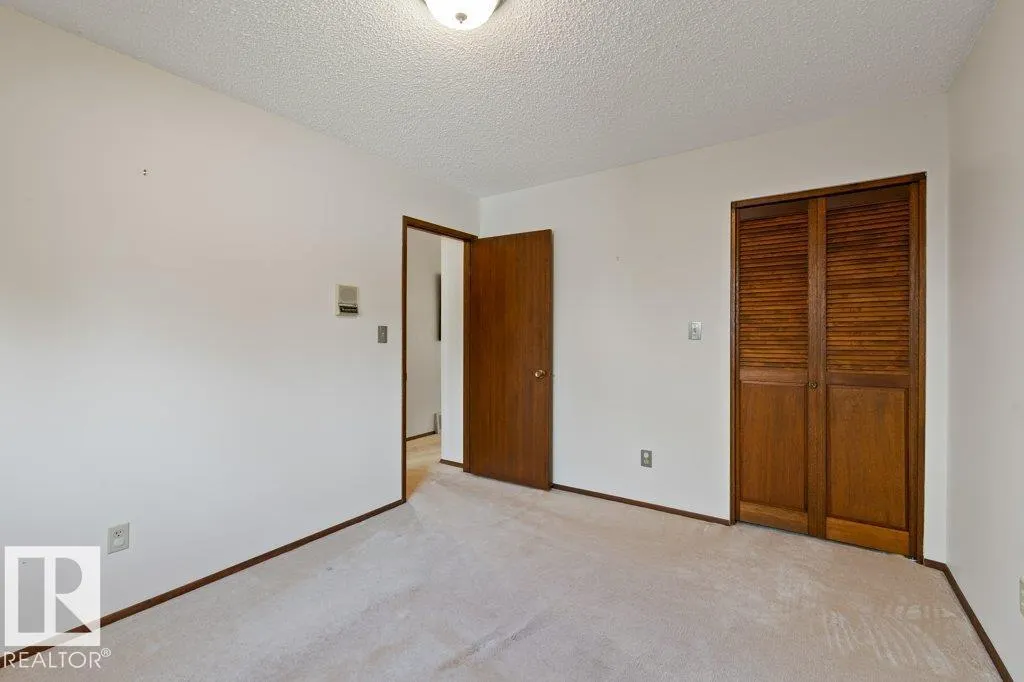 14 WINDERMERE Crescent