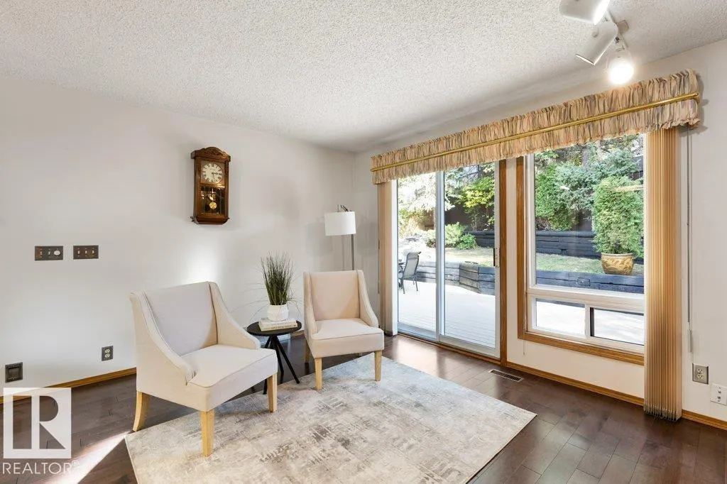 14 WINDERMERE Crescent