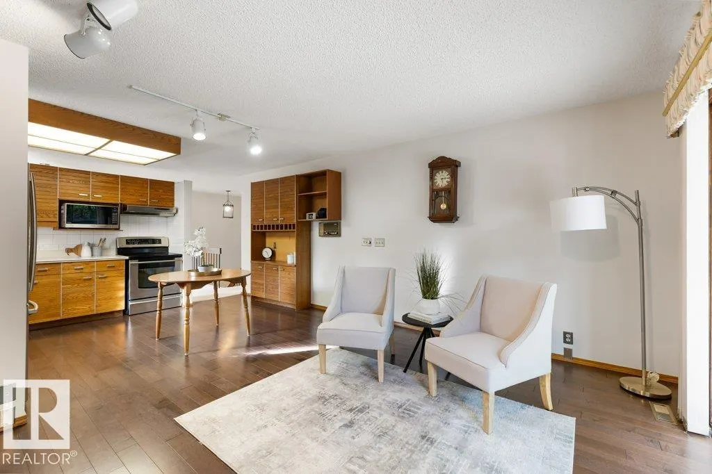 14 WINDERMERE Crescent