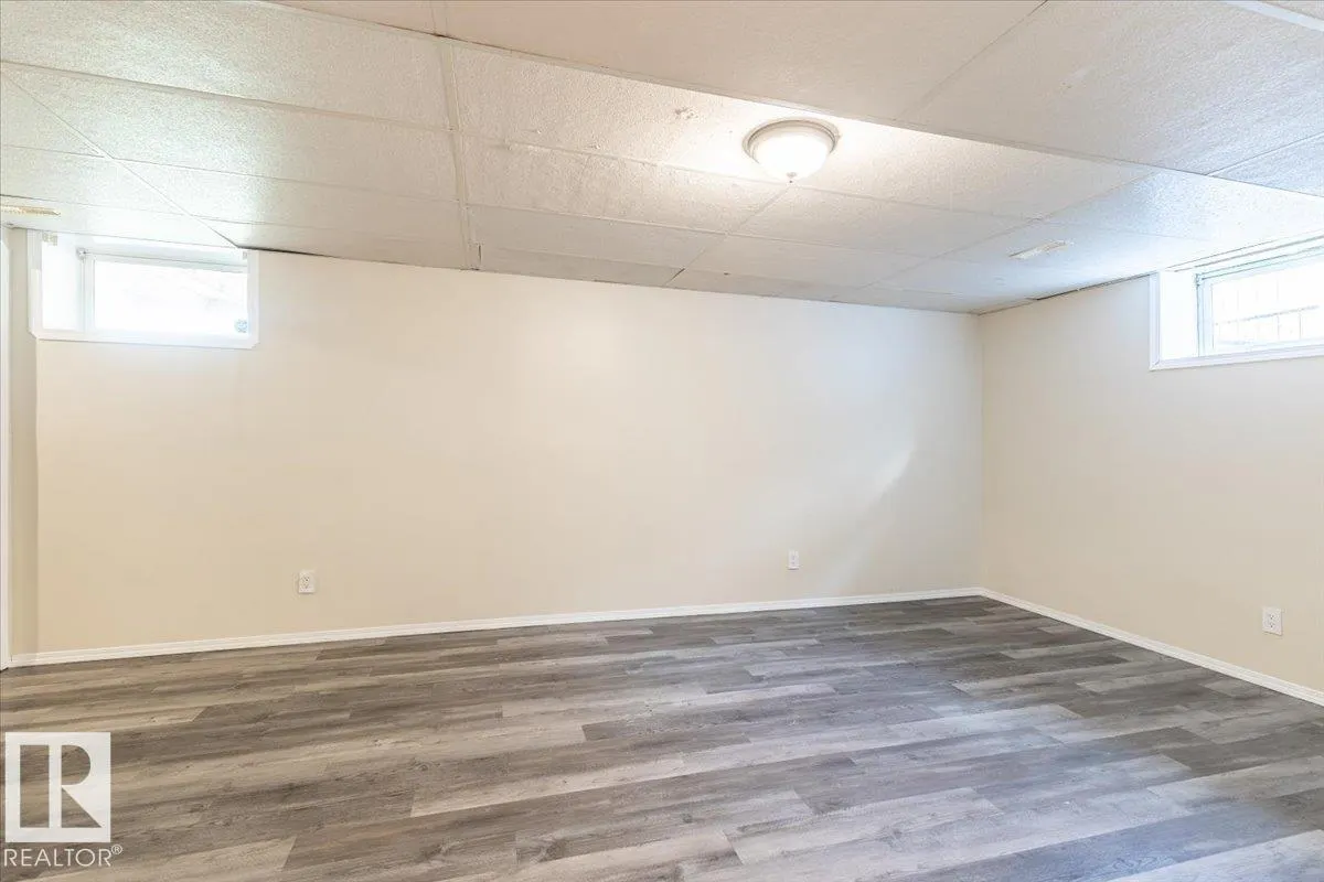 225 Parkview Drive