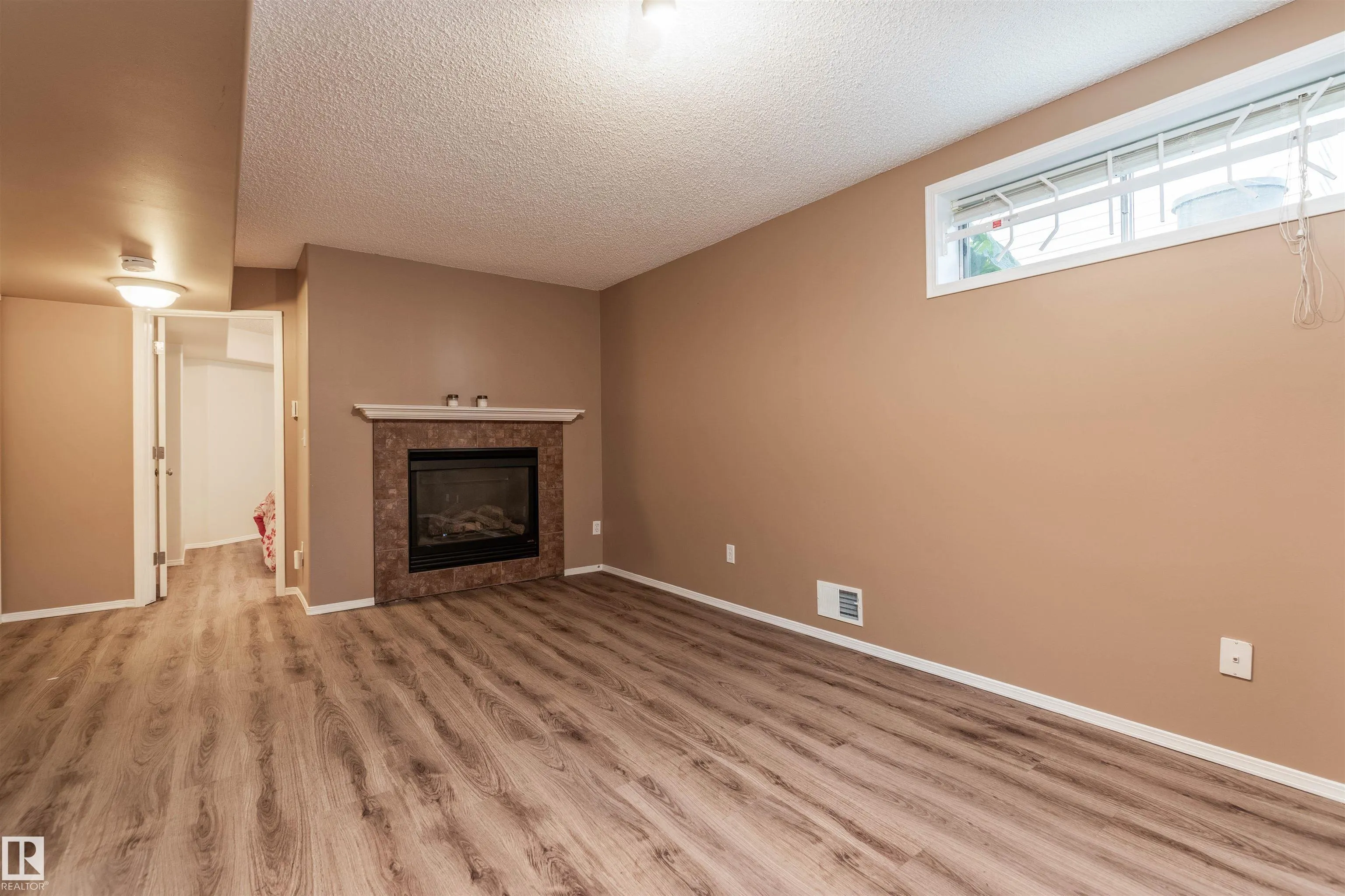 955 Normandy Lane