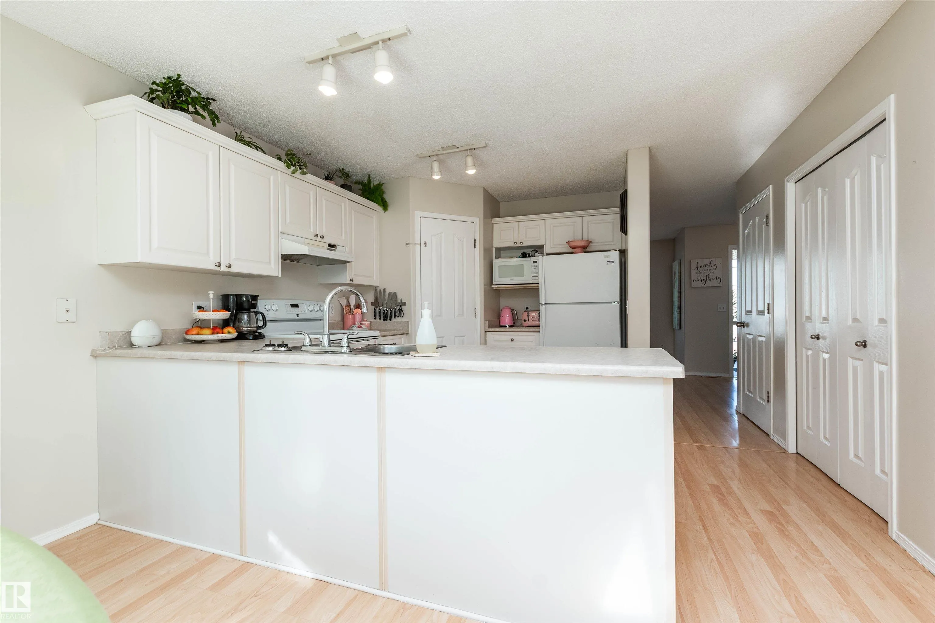 955 Normandy Lane