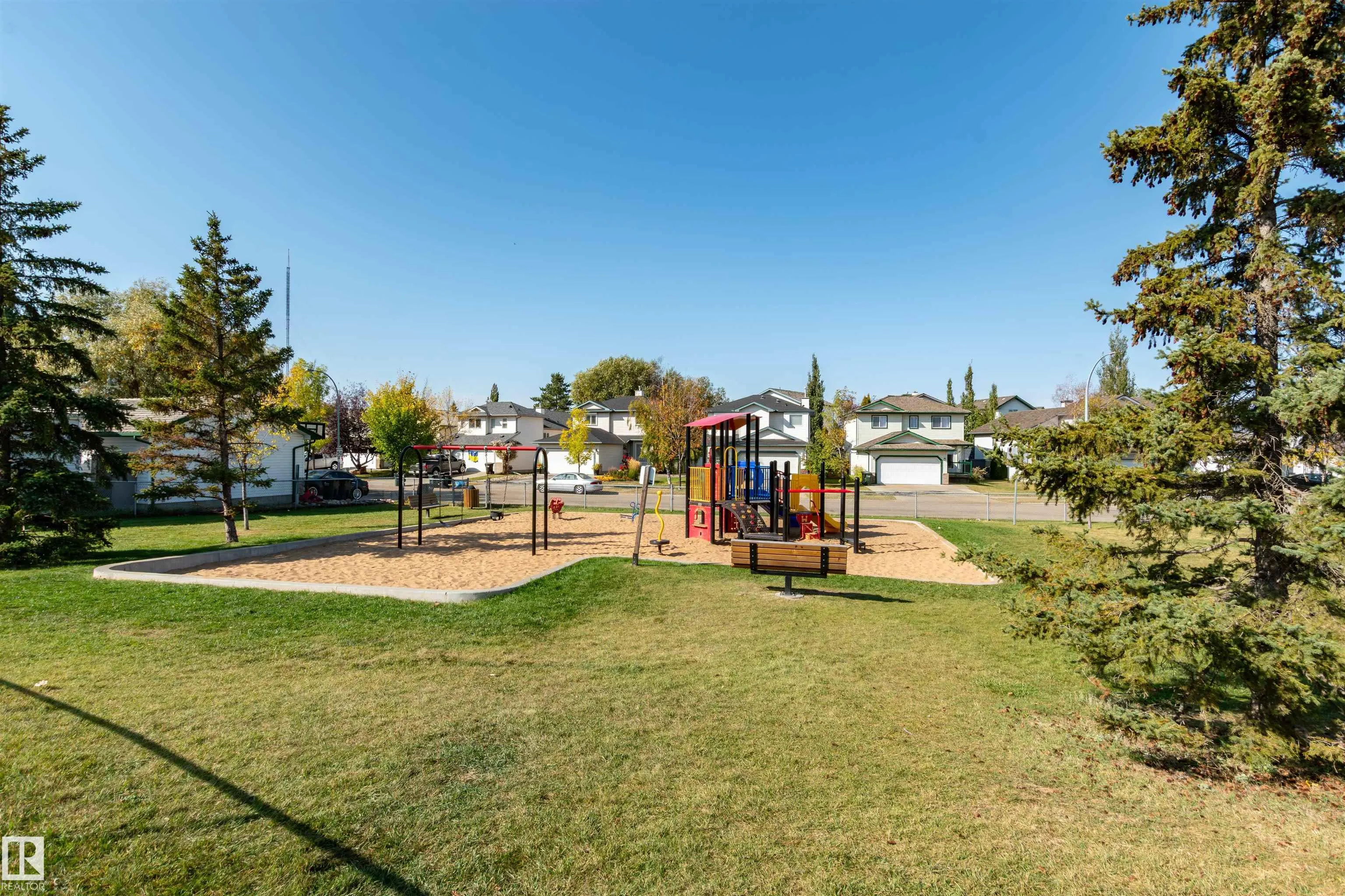 955 Normandy Lane