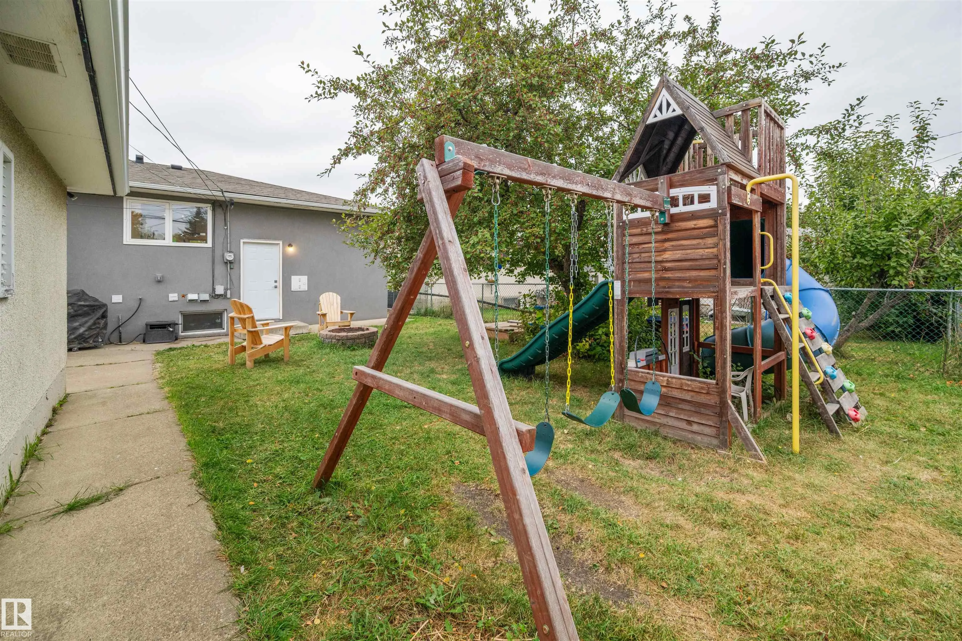 8608 CONNORS Road