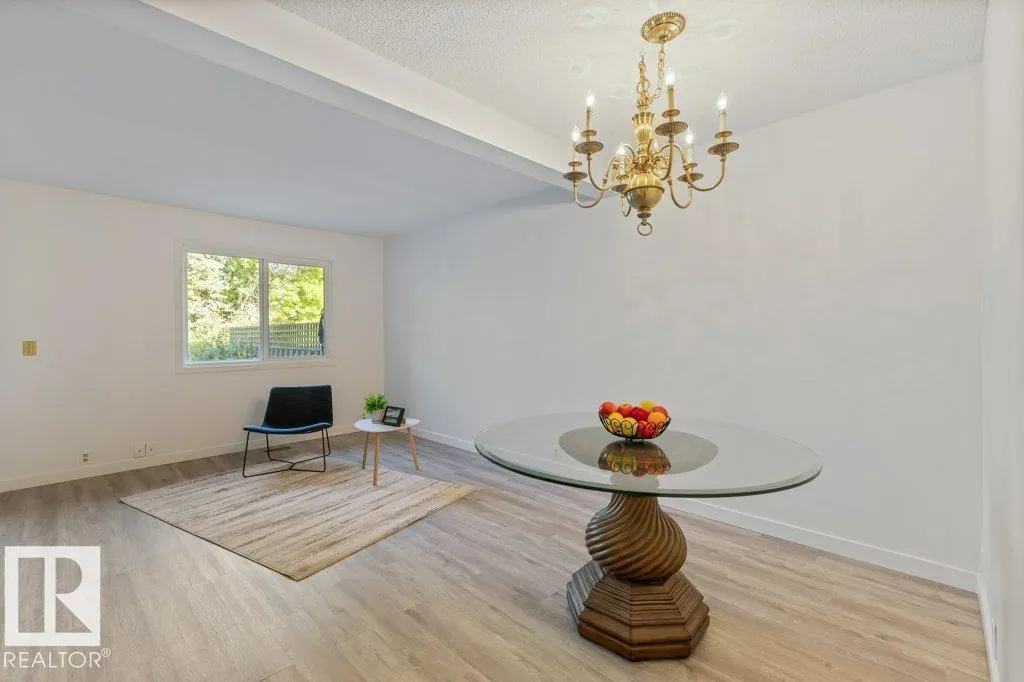 70 FOREST Grove