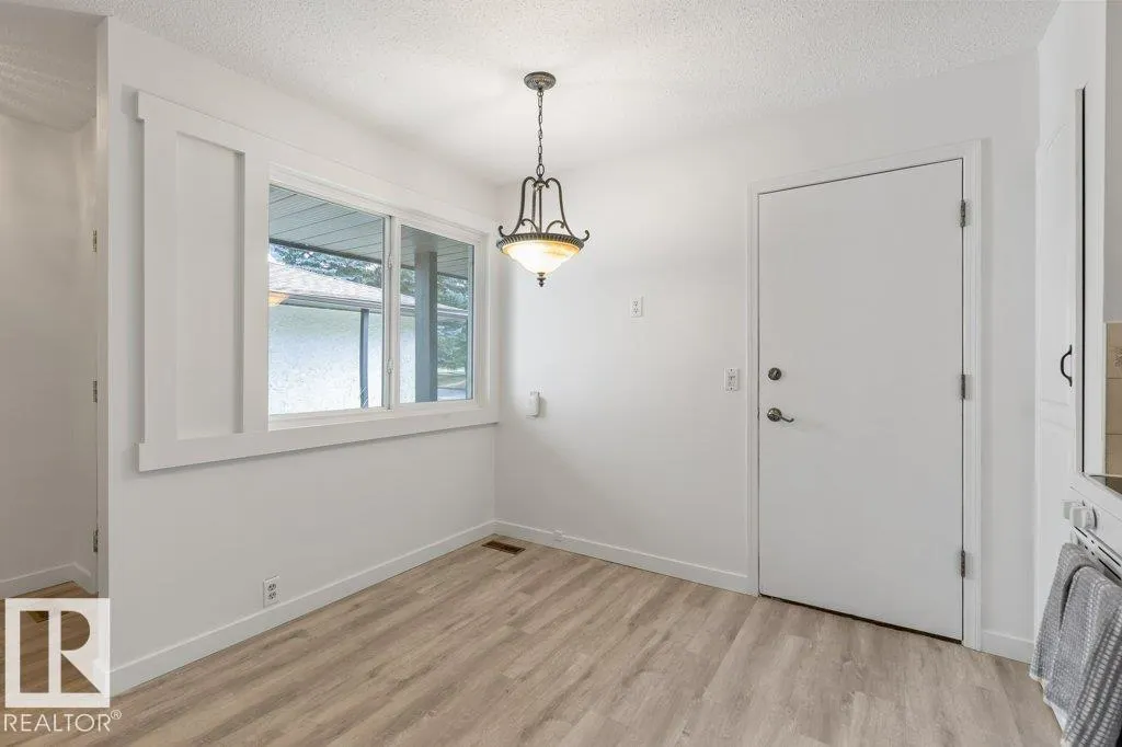70 FOREST Grove