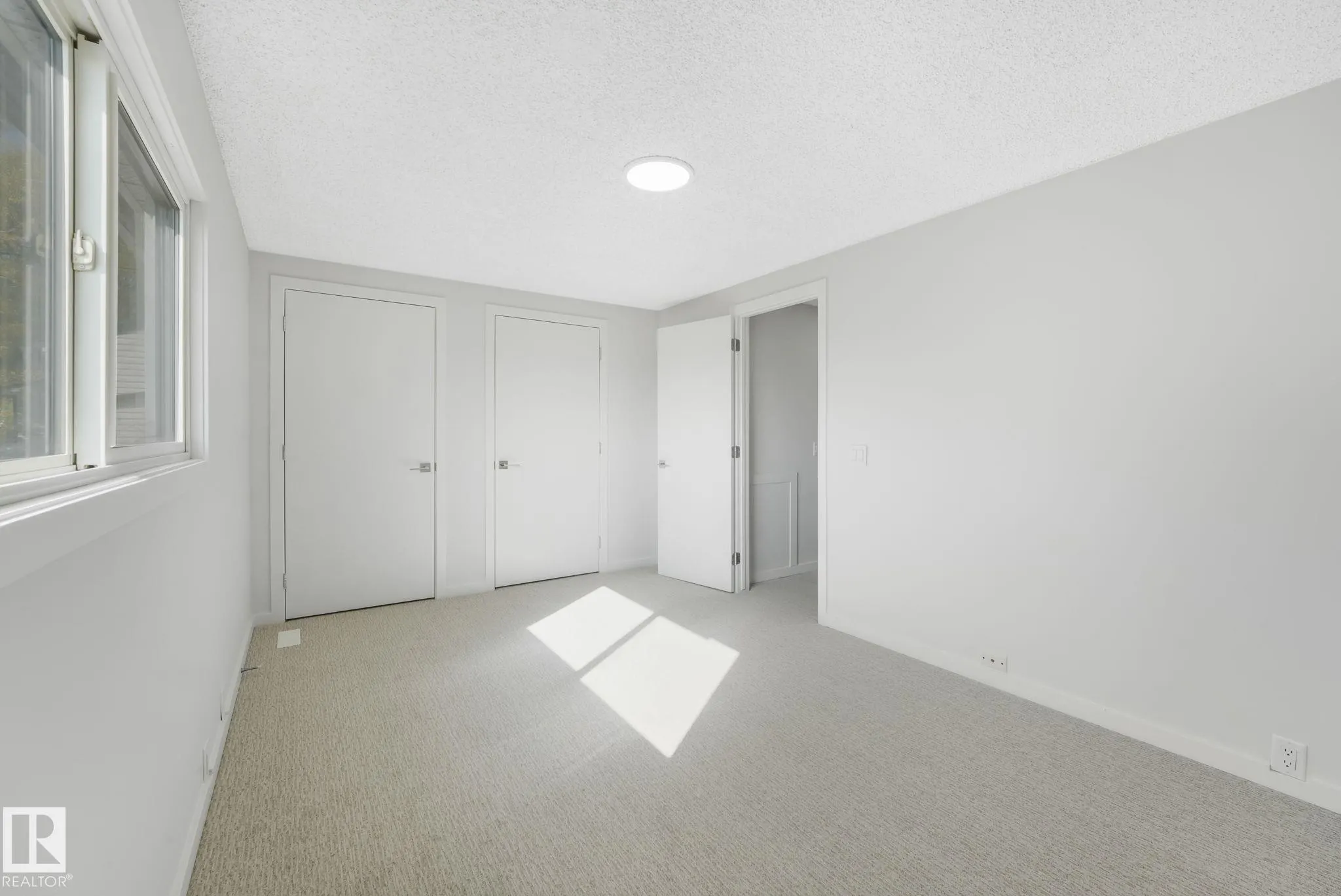 1280 LAKEWOOD Road