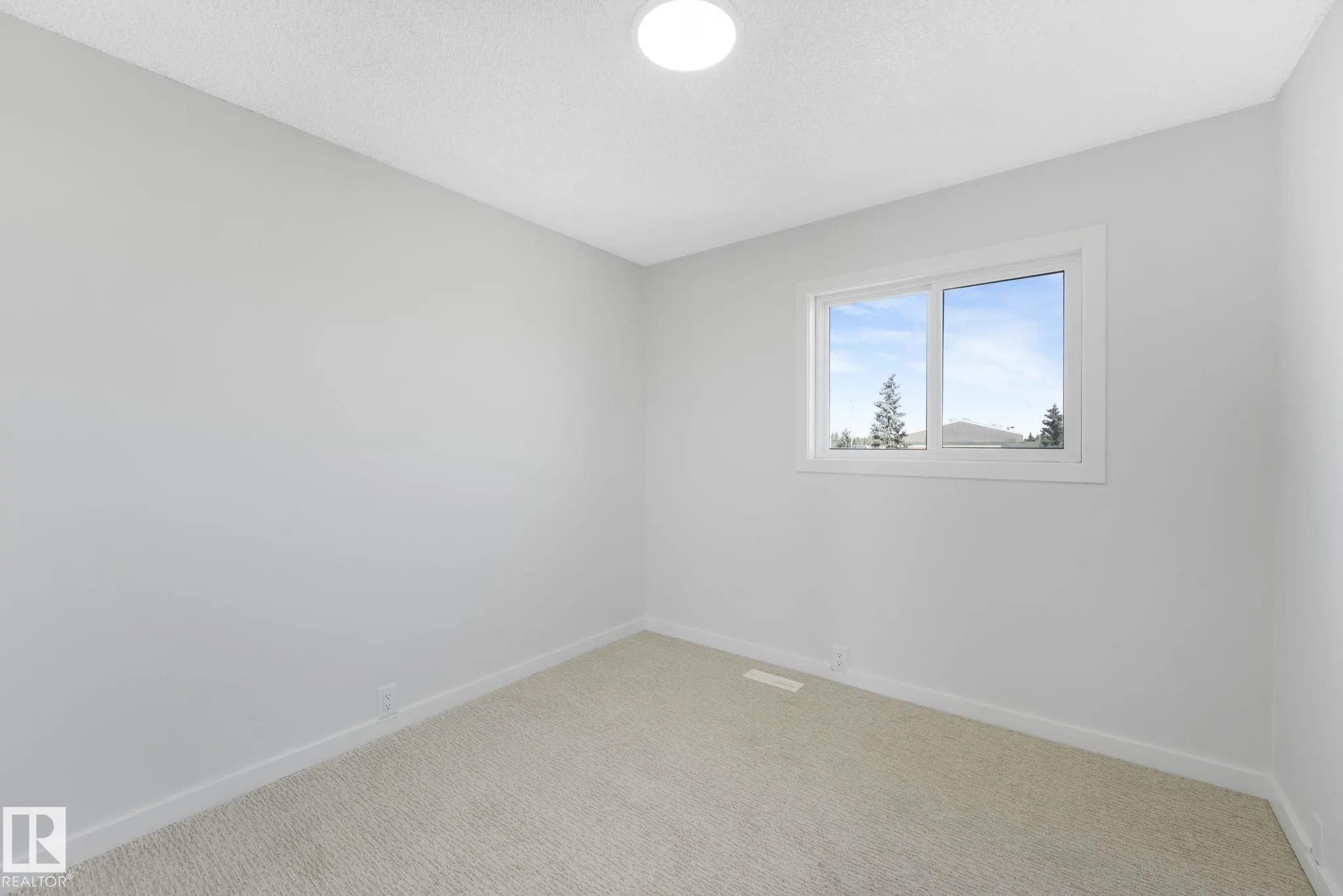 1280 LAKEWOOD Road