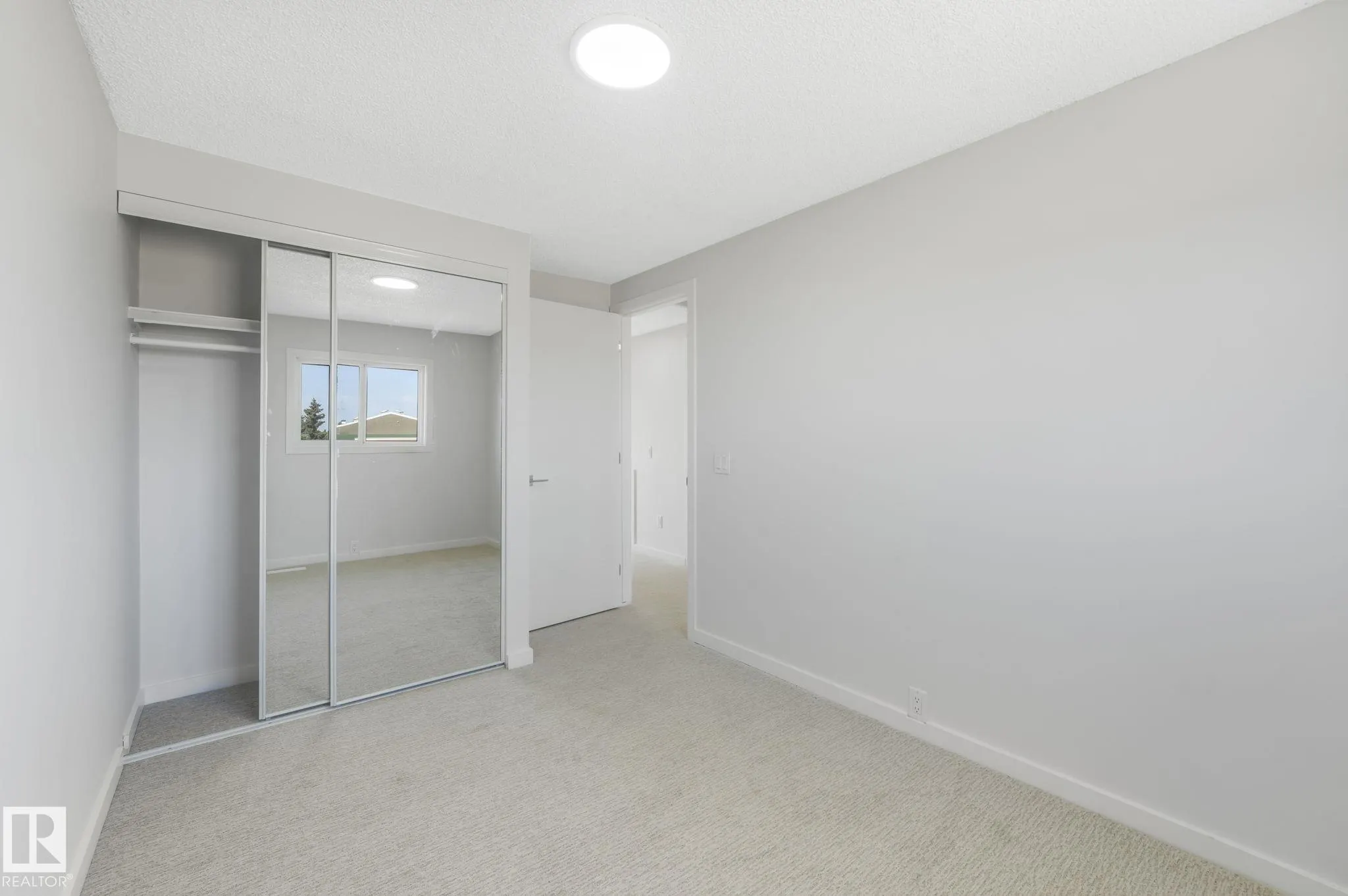 1280 LAKEWOOD Road