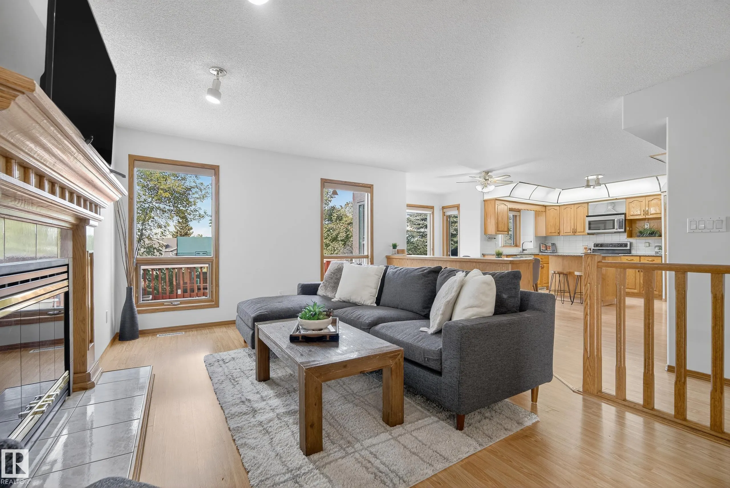 917 ORMSBY Wynd