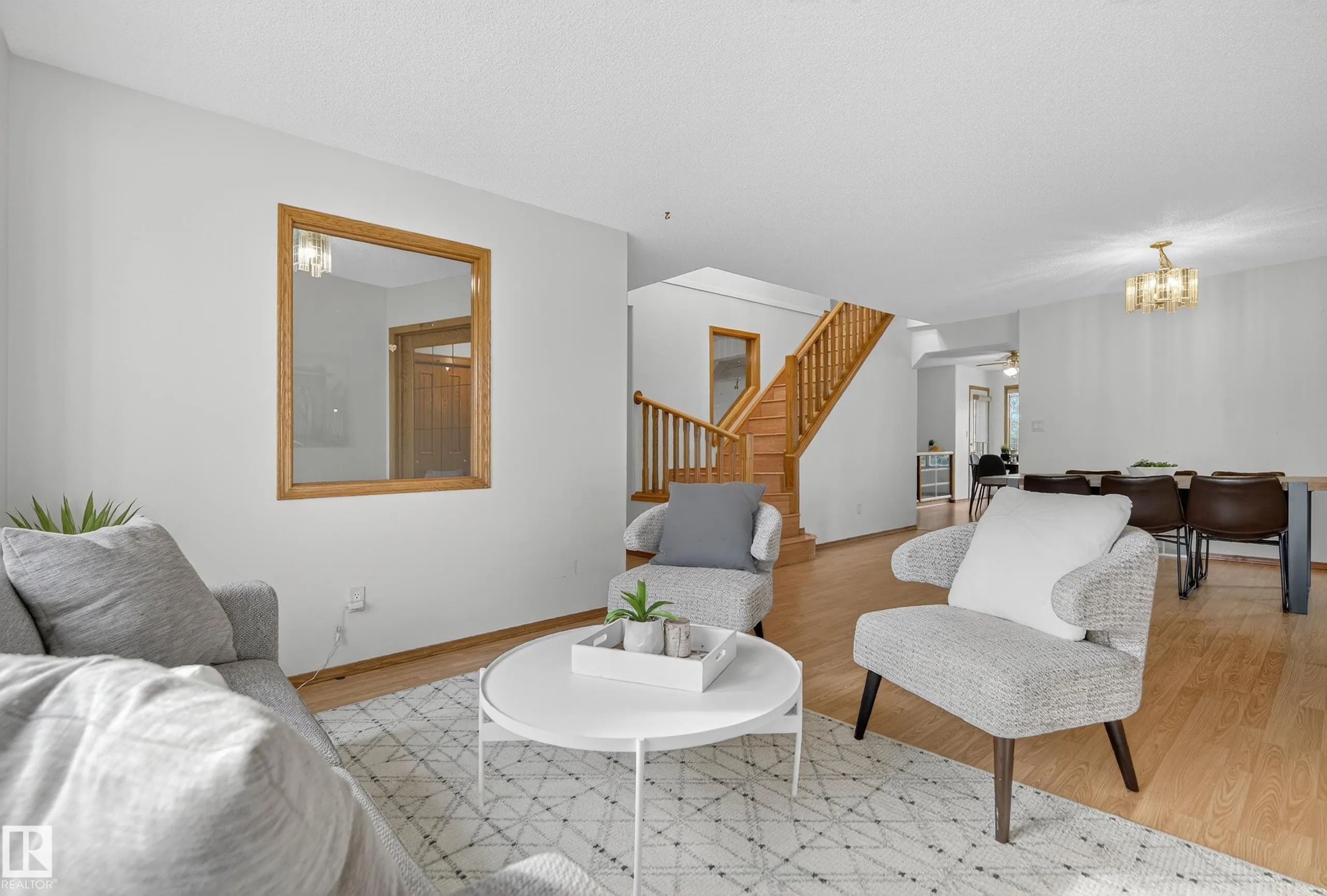 917 ORMSBY Wynd