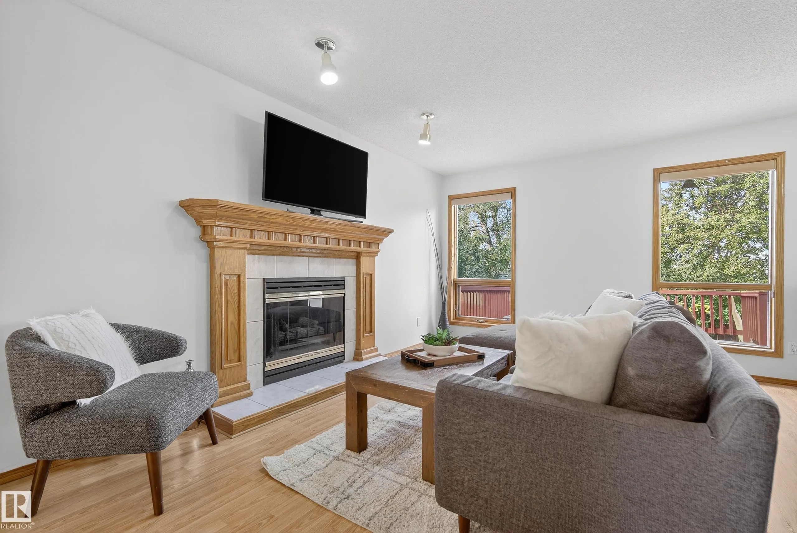 917 ORMSBY Wynd