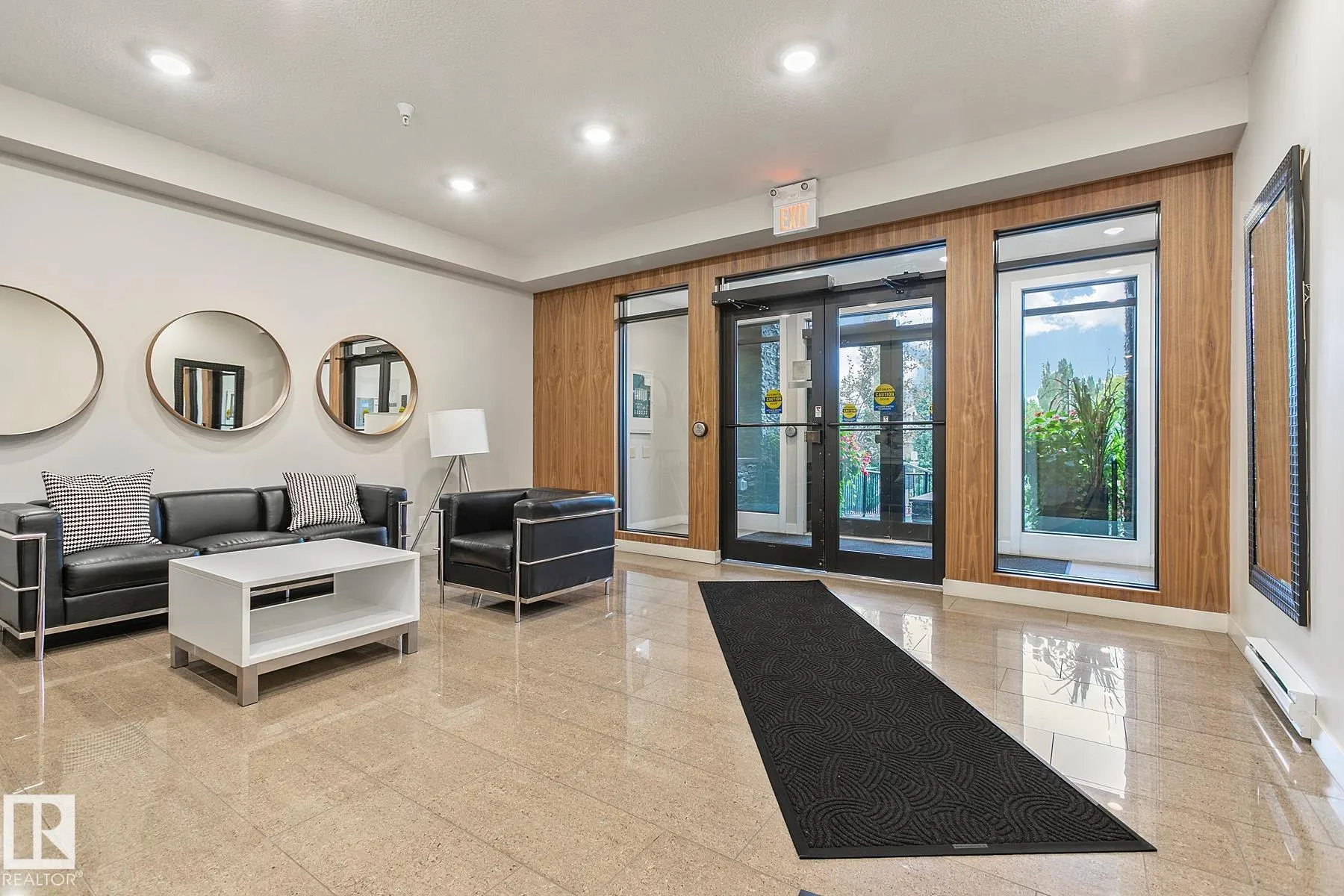 625 LEGER Way