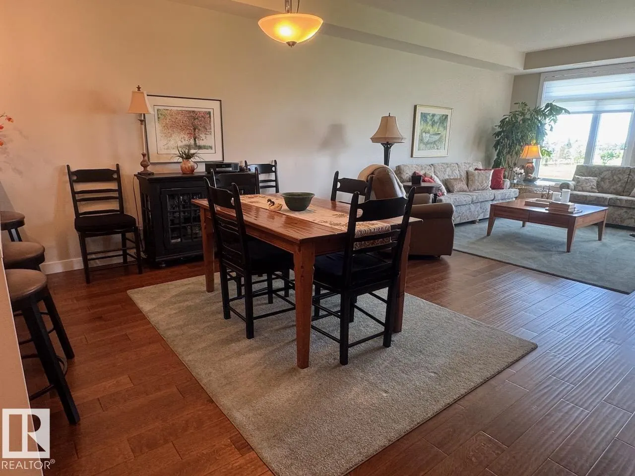 625 LEGER Way