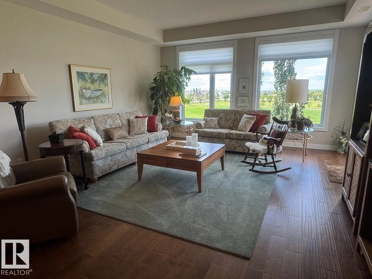 625 LEGER Way