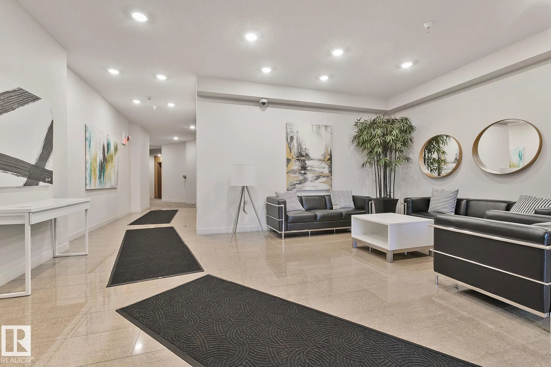625 LEGER Way