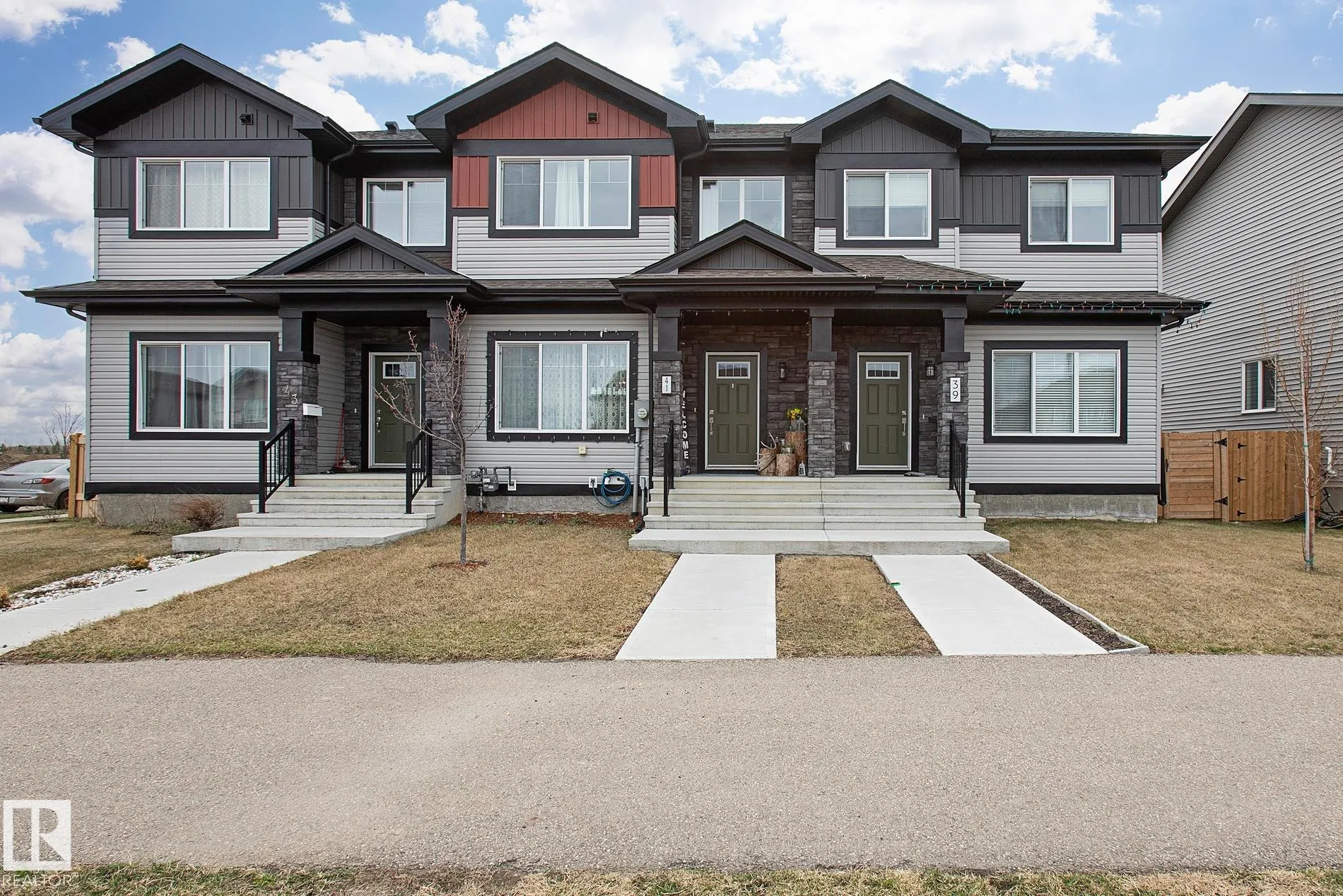 41 SIENNA Boulevard