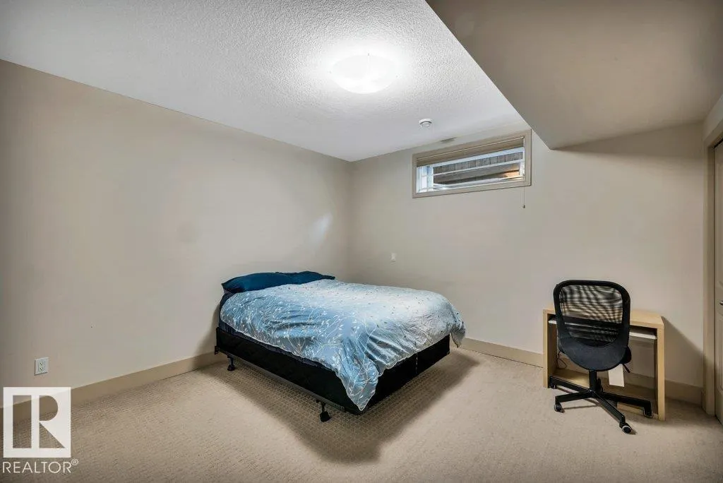 1214 DECKER Way