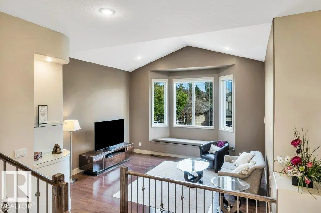 1214 DECKER Way