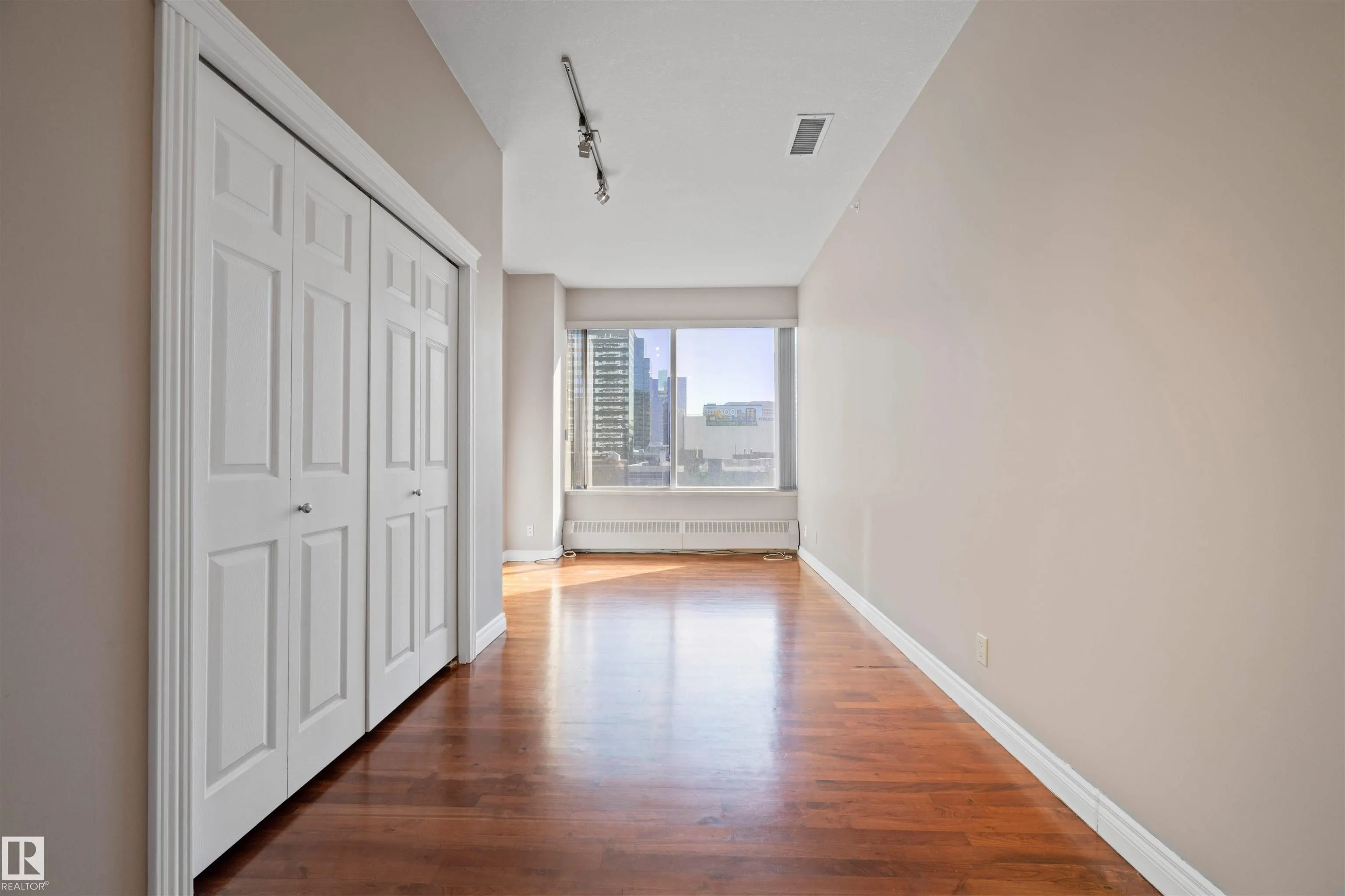 10106 105 Street