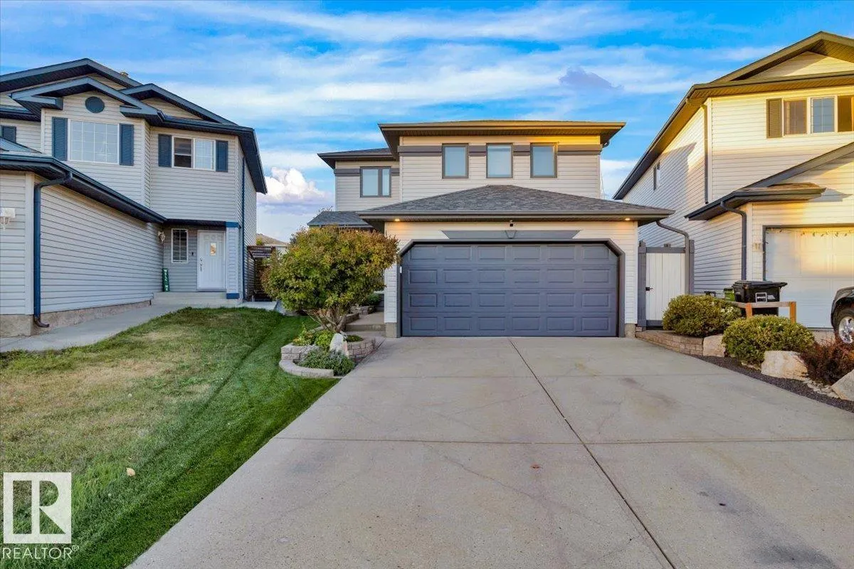 1808 37 Avenue
